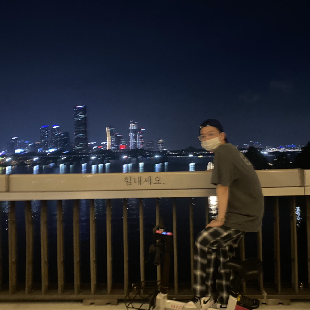 KREAM 프로필 이미지