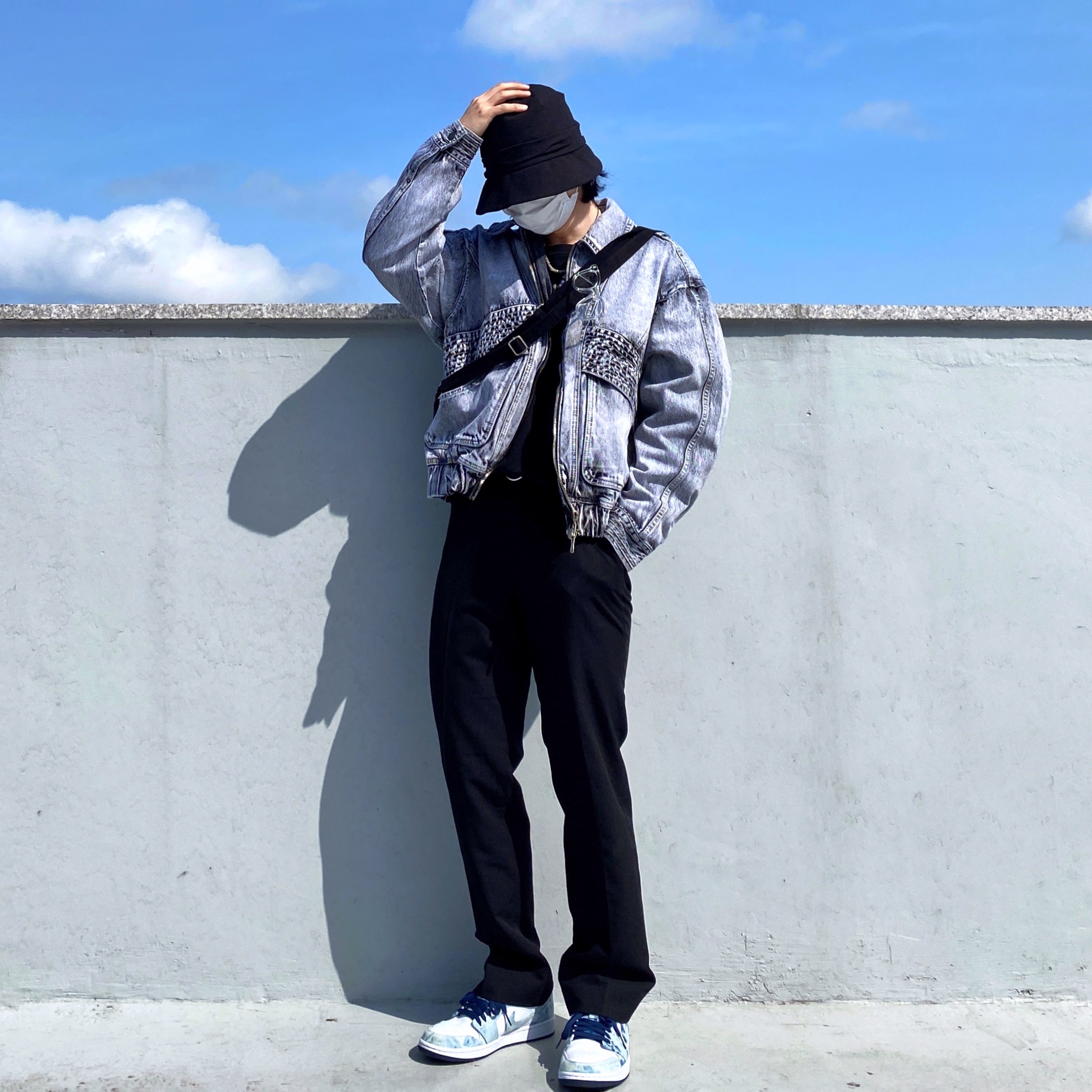 Jordan 1 Low SE Washed Denim 착용 스타일 - 1