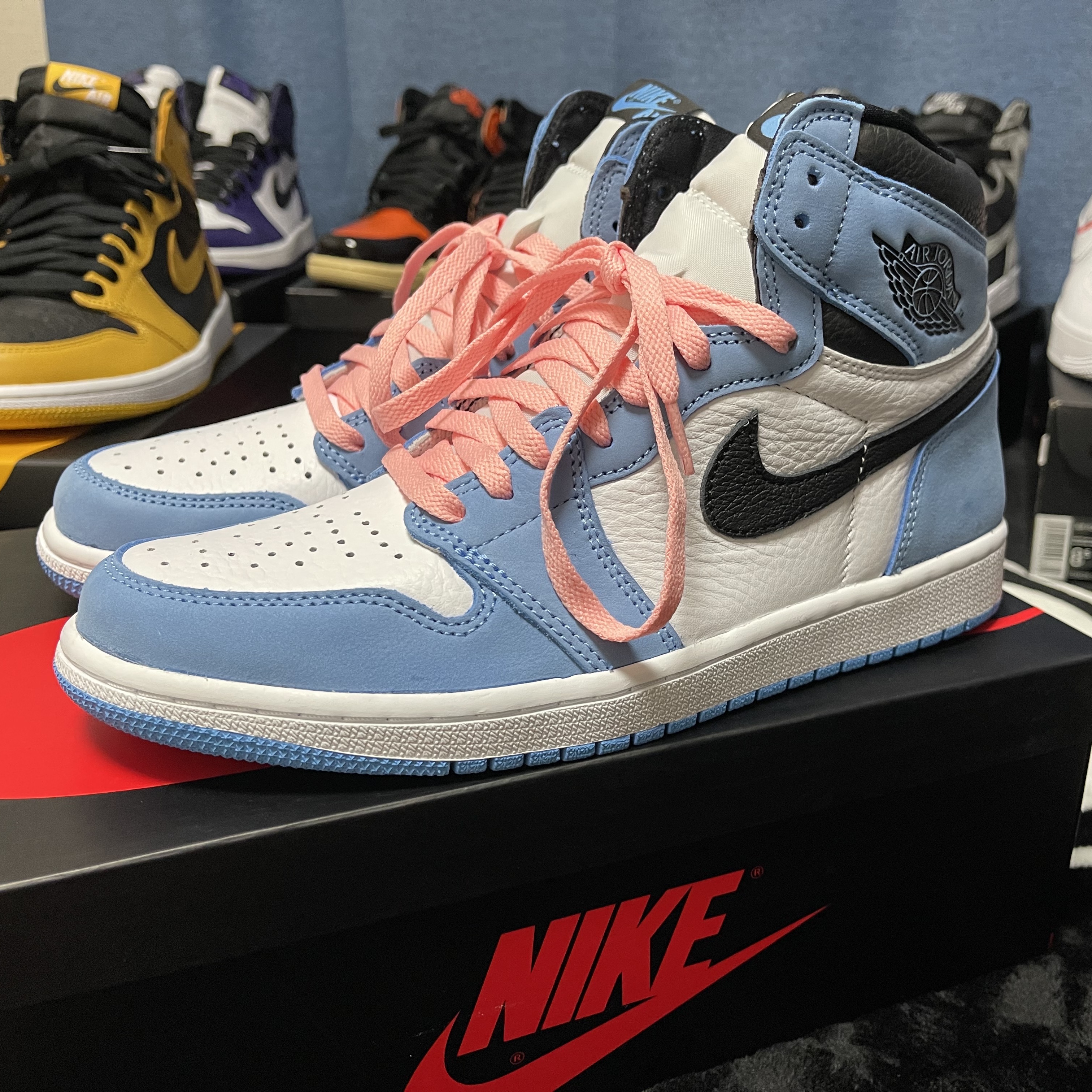 Jordan 1 Retro High OG University Blue 착용 스타일
