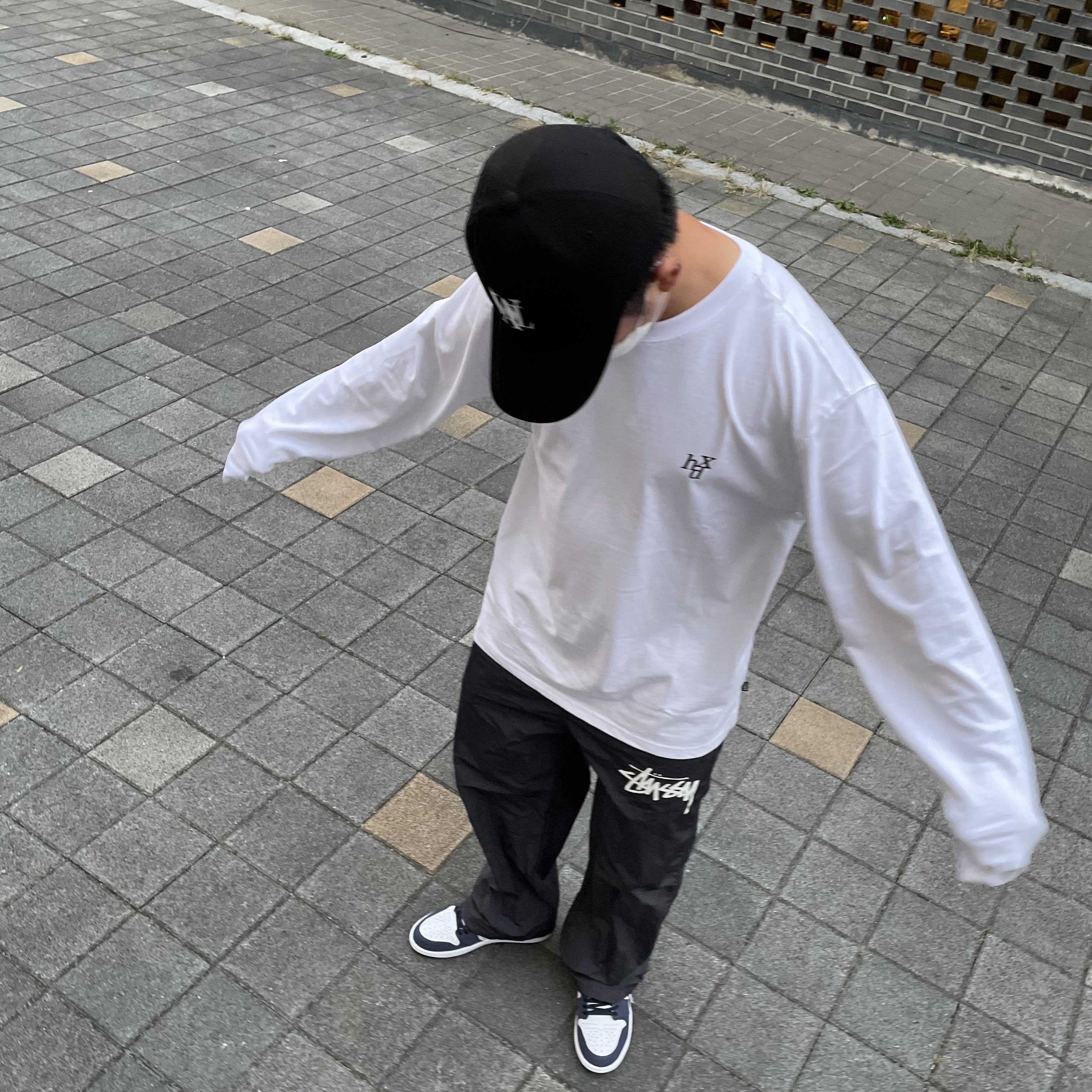 Nike x Stussy Beach Pants Off Noir, Jordan 1 Retro High OG CO.JP Midnight Navy 착용 스타일 - 2