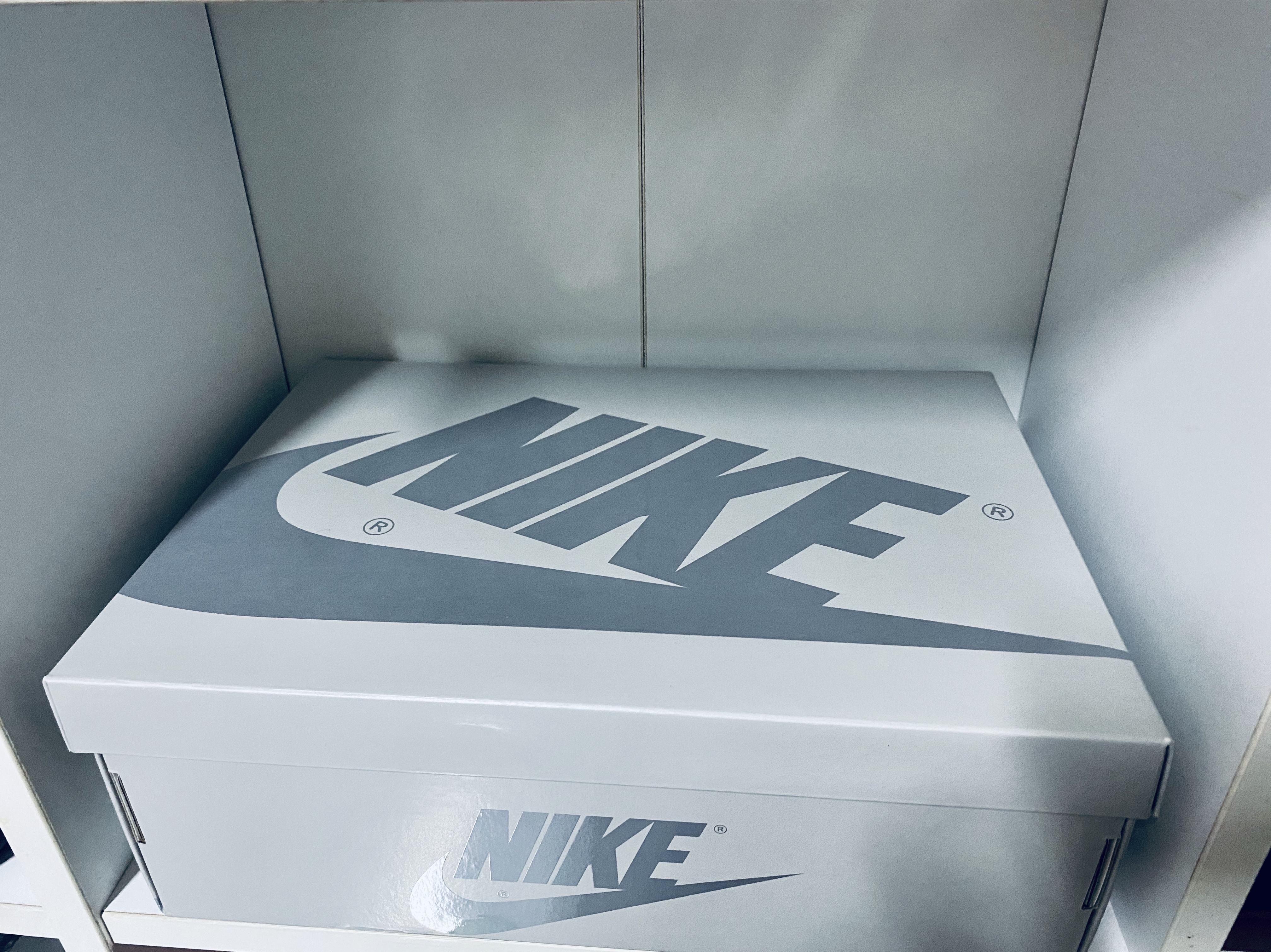 Jordan 1 Retro High OG CO.JP Midnight Navy 착용 스타일 - 5