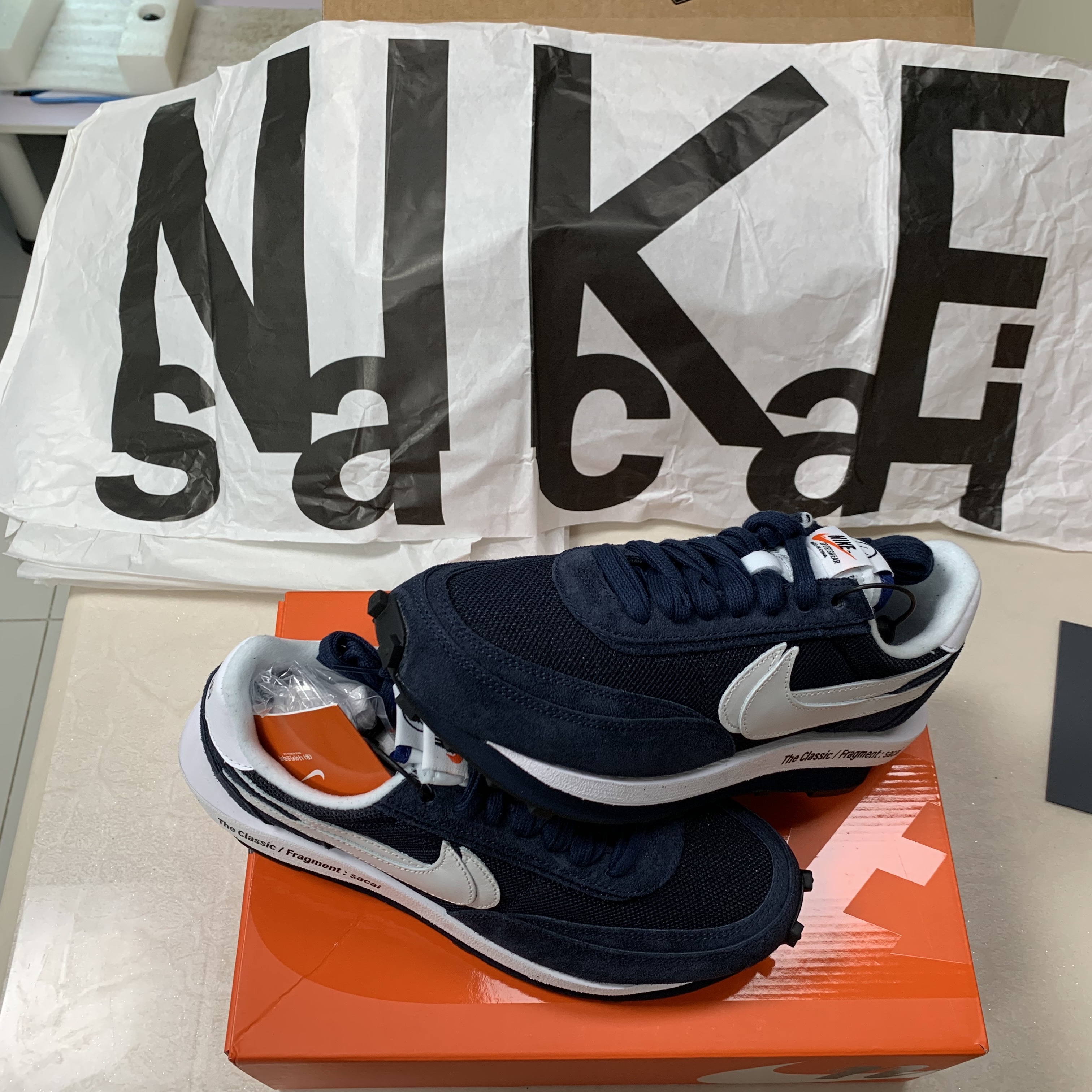 Nike x Sacai x Fragment LDWaffle Blackened Blue 착용 스타일 - 4