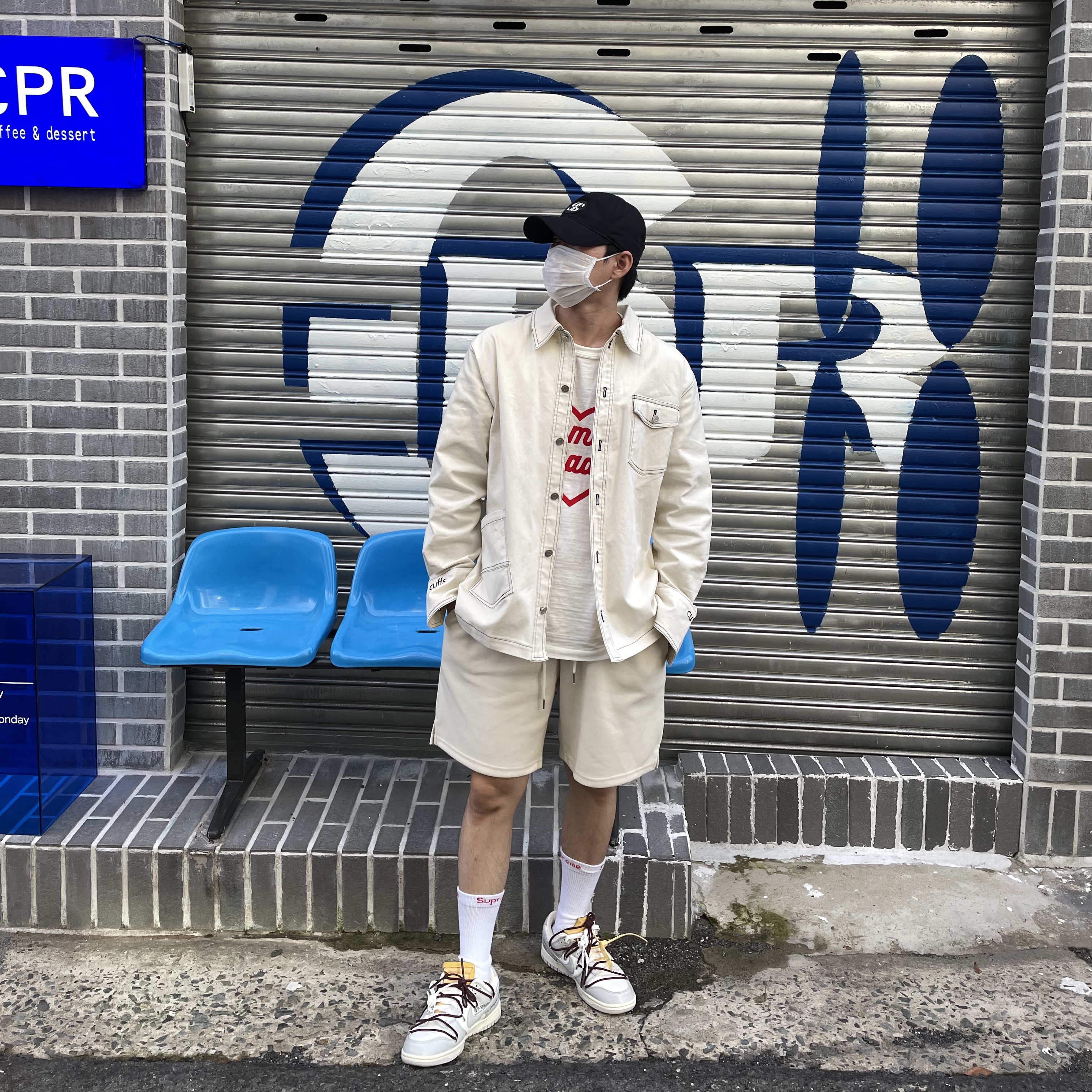 Nike x Off-White Dunk Low The 50 - Lot 46, Supreme Hanes Crew Socks White (4 Pack) 착용 스타일