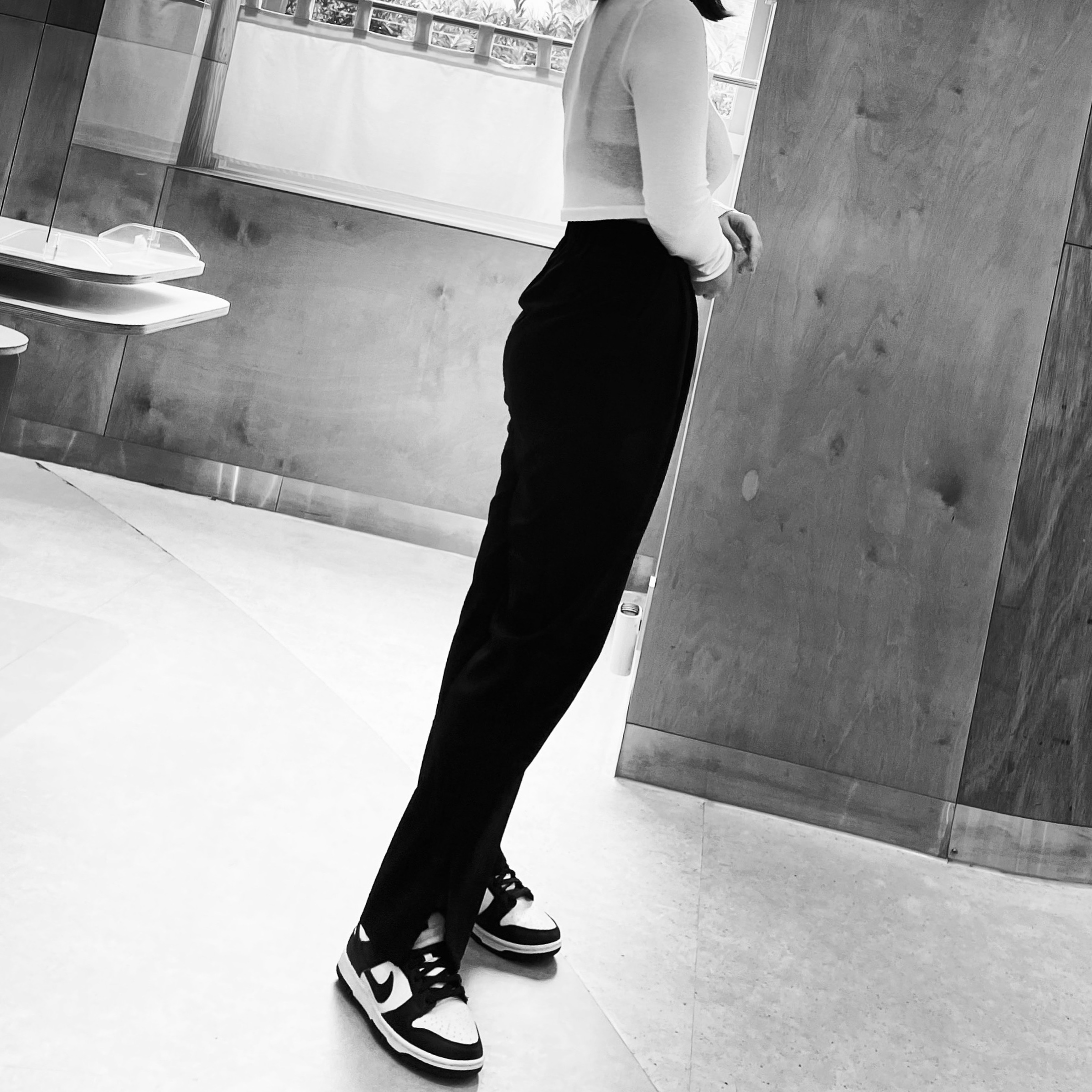 Nike Dunk Low Retro Black 착용 스타일 - 2