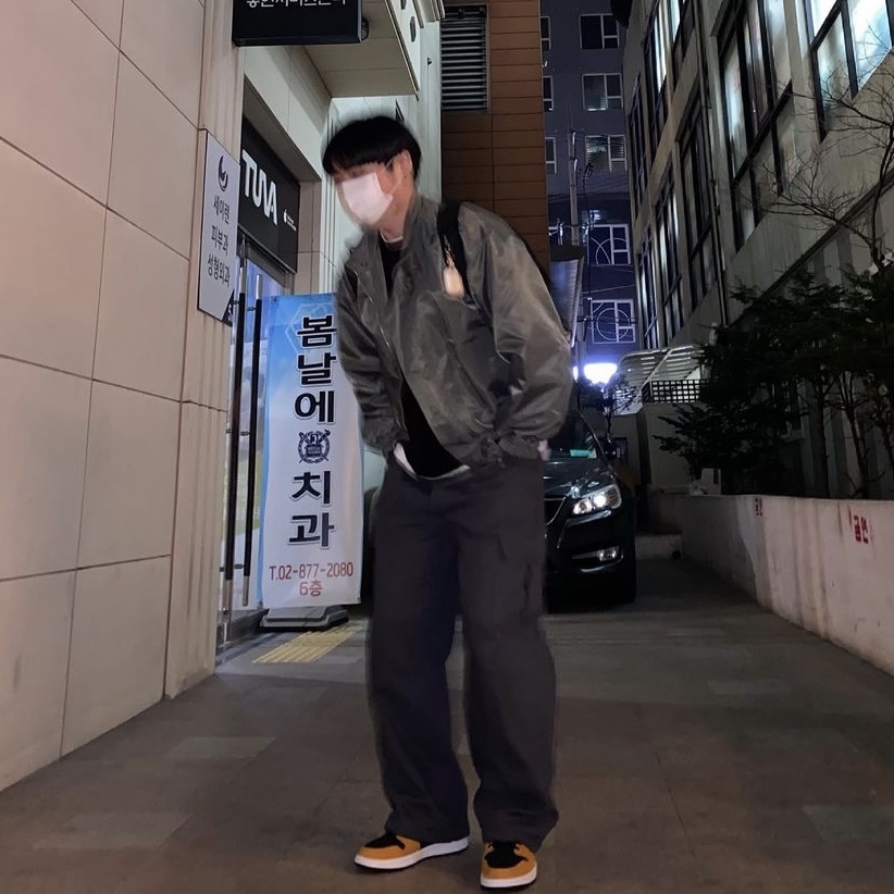 Jordan 1 Zoom Air CMFT Monarch Orange 착용 스타일