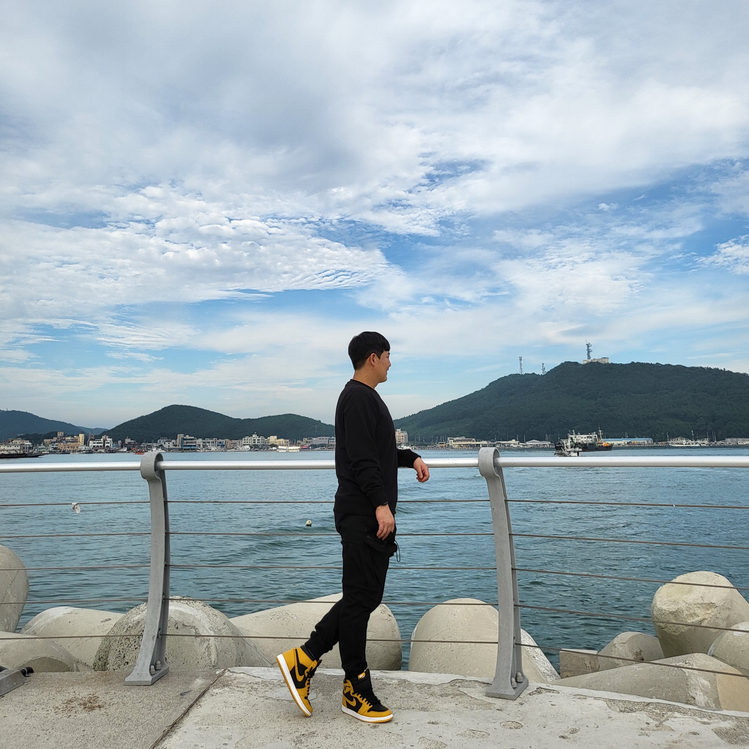 Jordan 1 Retro High OG Pollen 착용 스타일