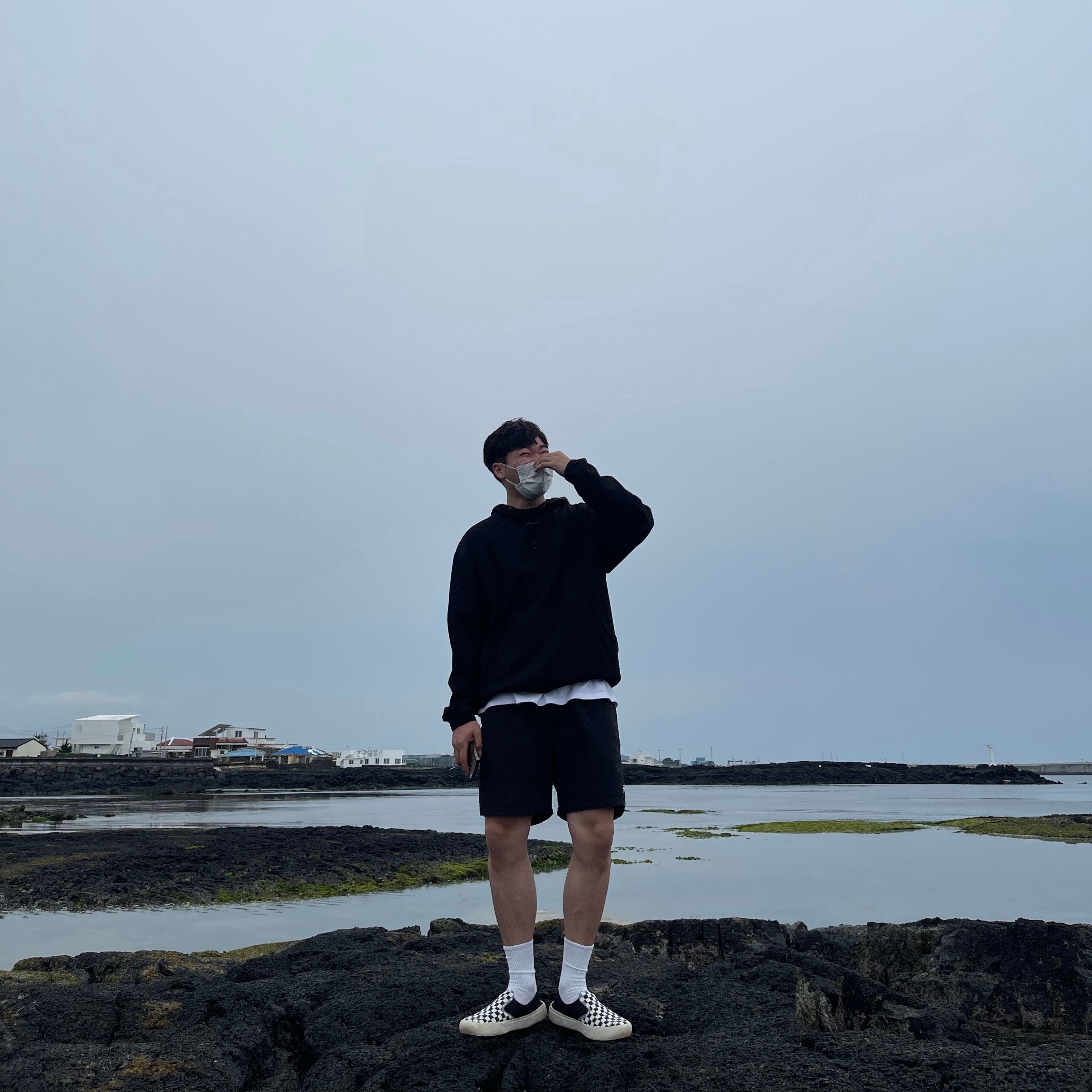 Stussy Stock Water Shorts Black, Vans Checkerboard Comfycush One Black 착용 스타일 - 3