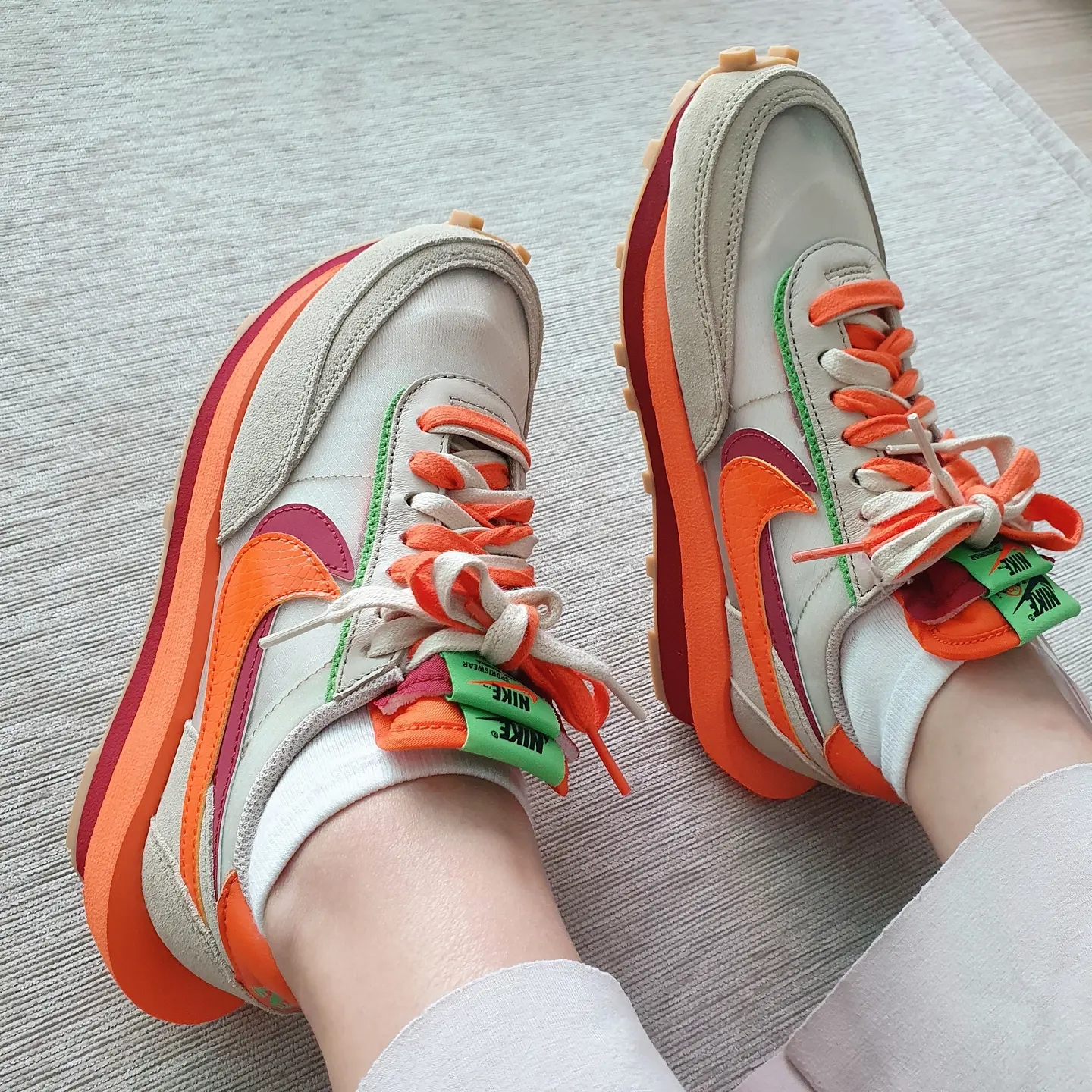 Nike x Sacai x Clot LDWaffle Orange Blaze 착용 스타일 - 3