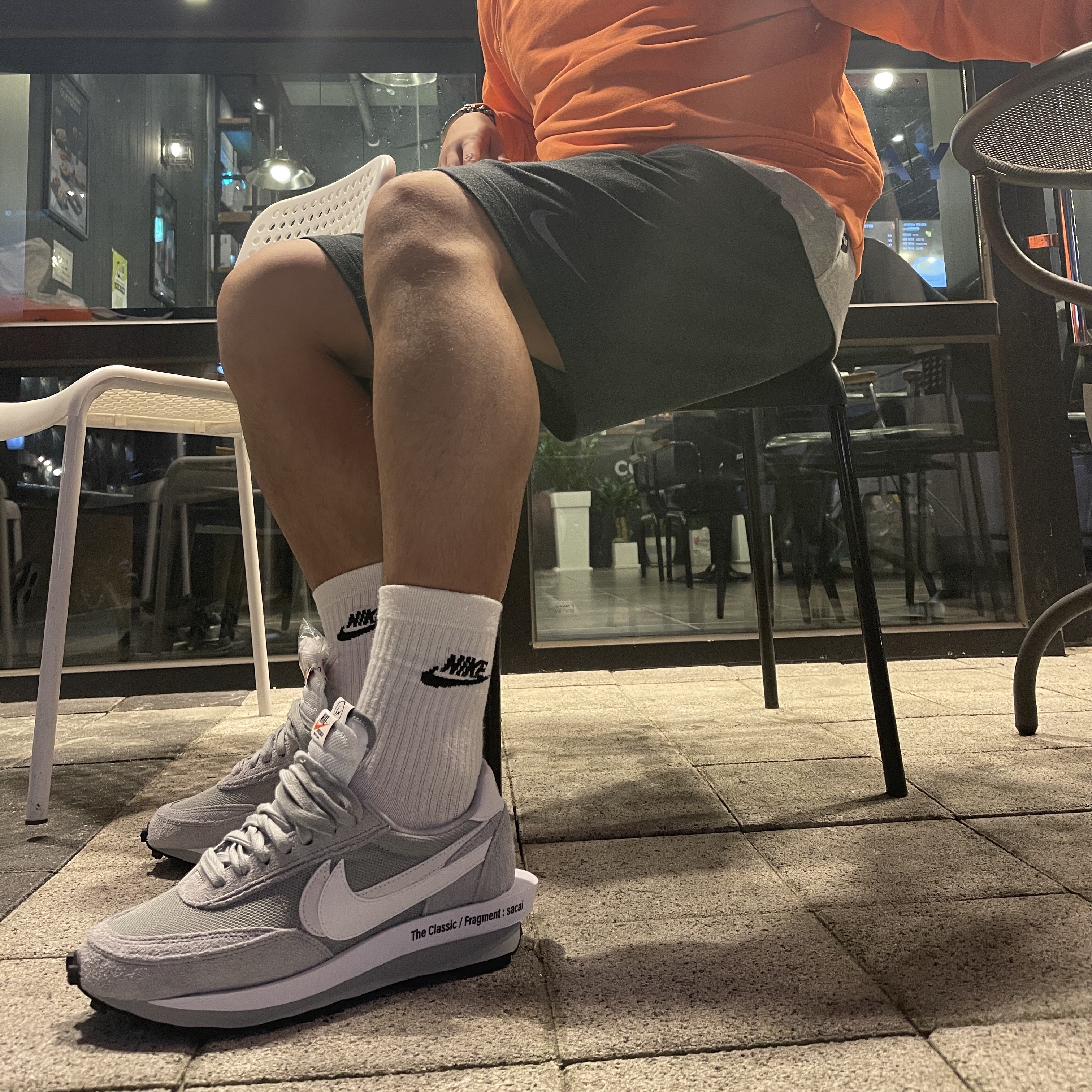 Nike x Sacai x Fragment LDWaffle Light Smoke Grey 착용 스타일