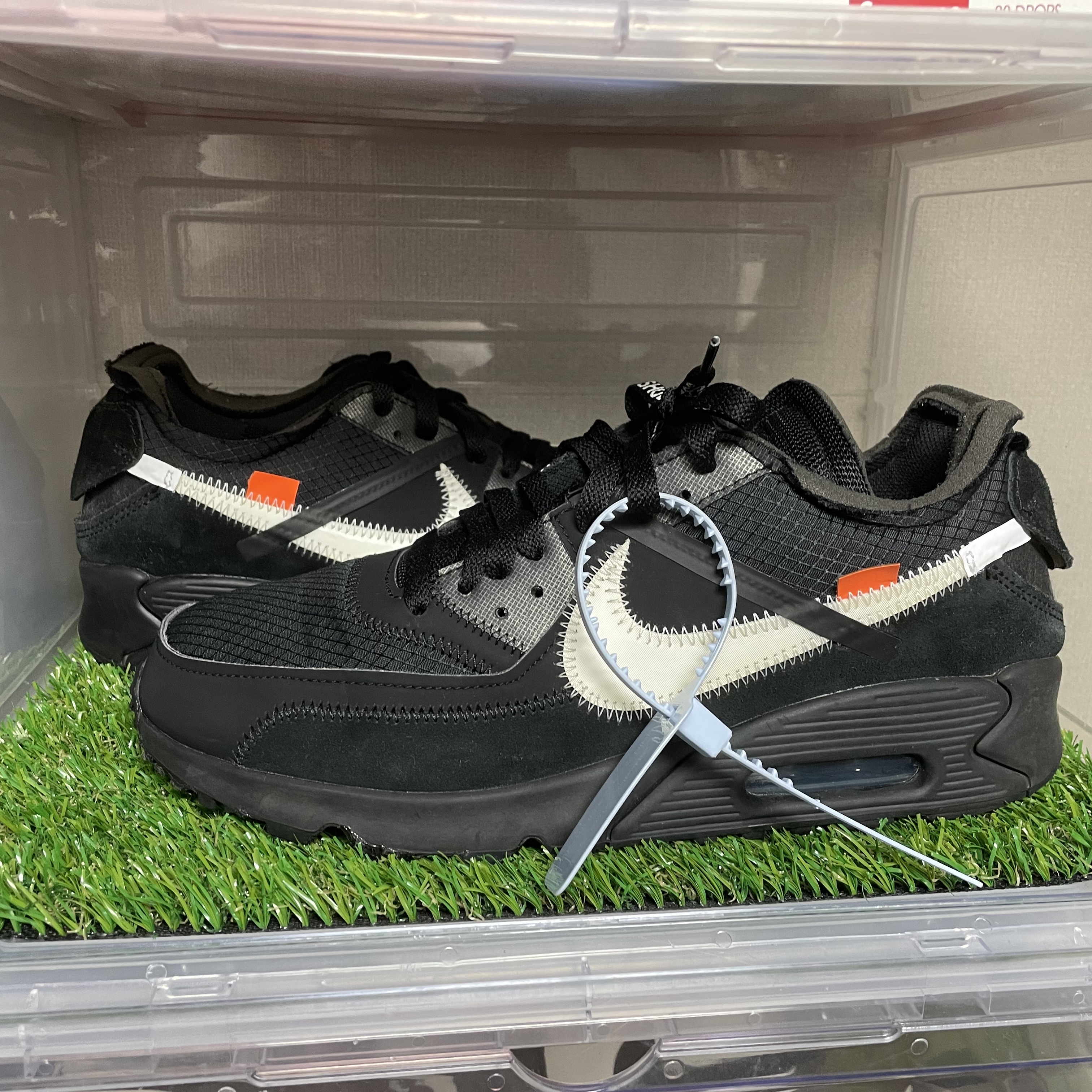 Nike x Off-White Air Max 90 V2 Black White 착용 스타일