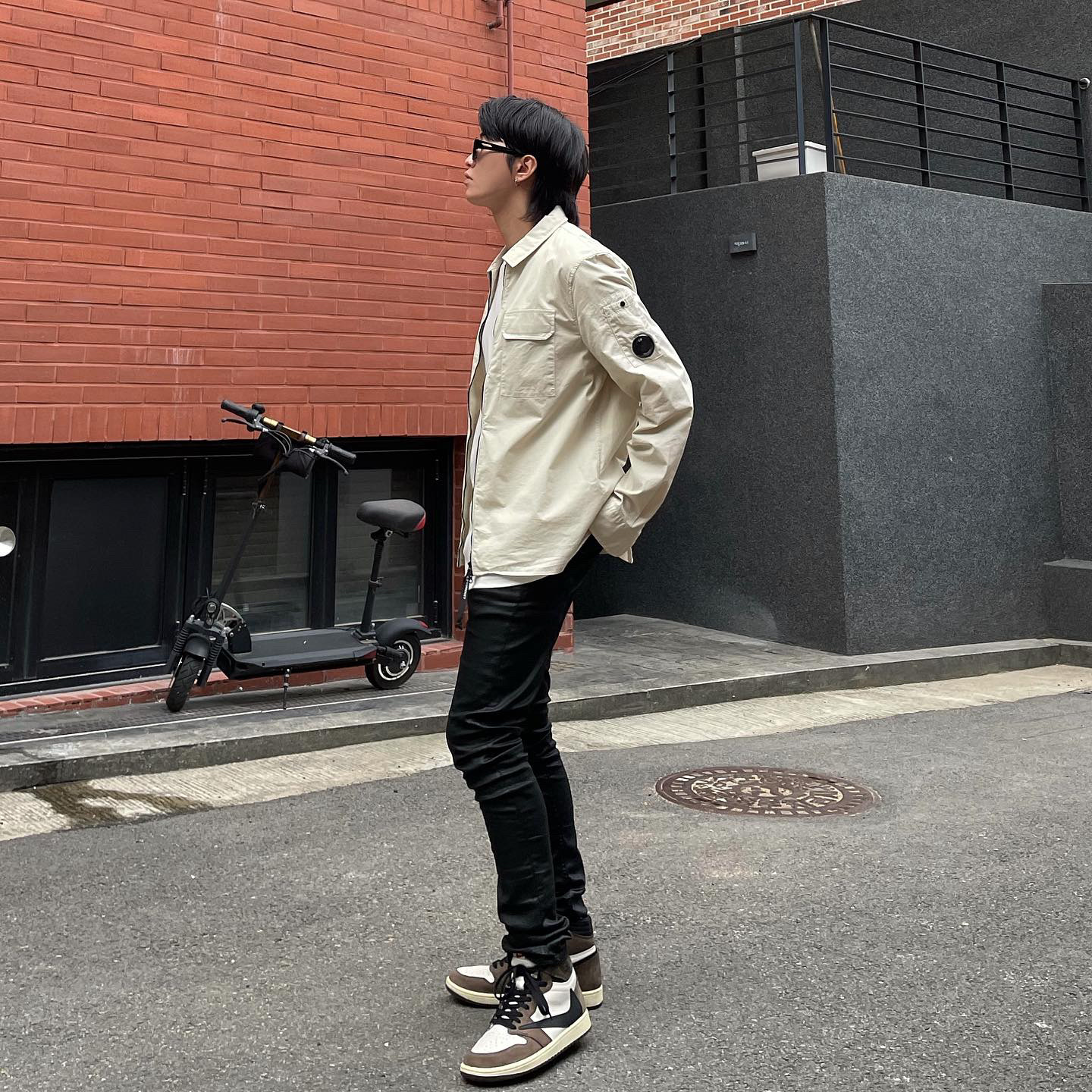 Jordan 1 x Travis Scott Retro High OG SP Mocha ์ฐฉ์ฉ ์คํ์ผ - 1