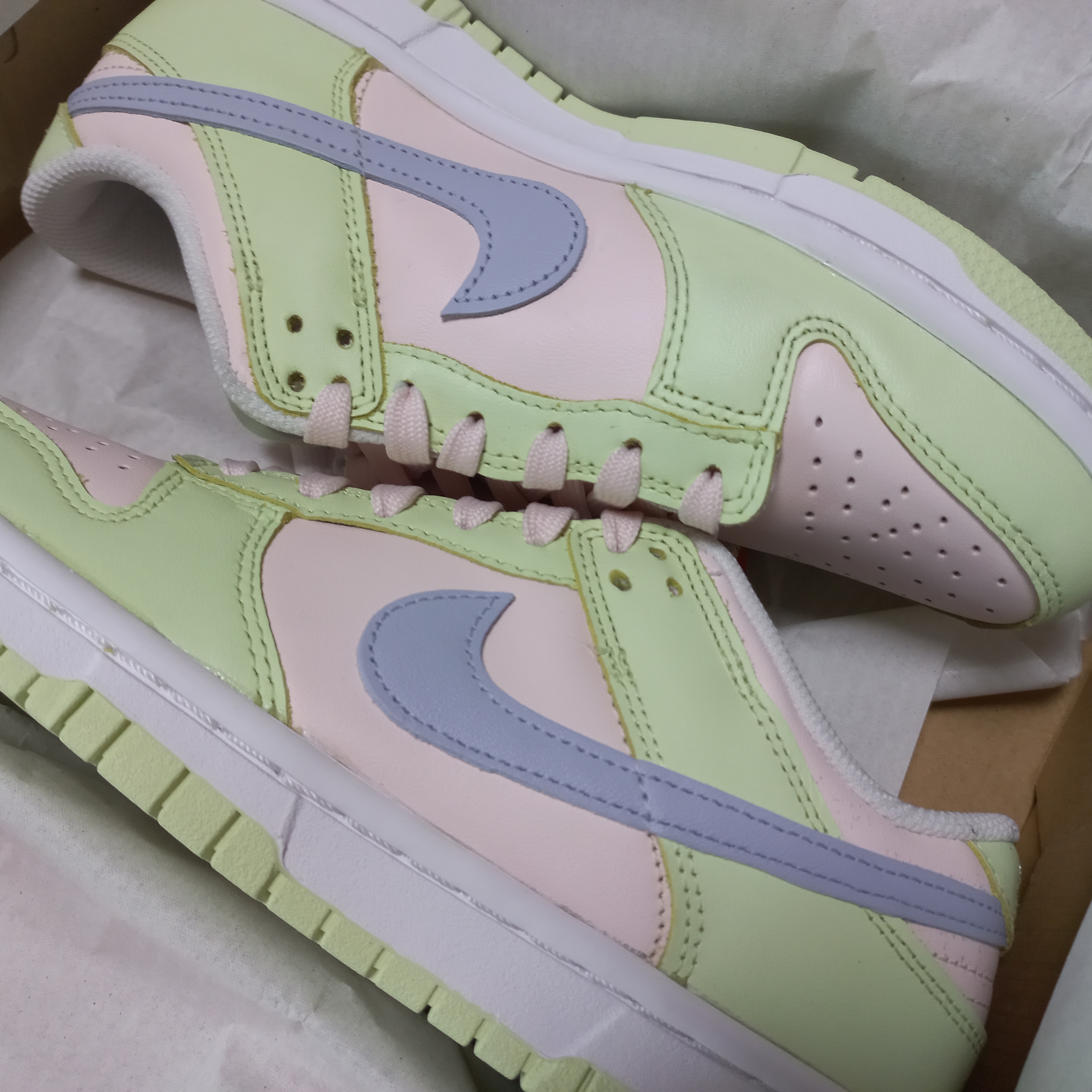 (W) Nike Dunk Low Light Soft Pink 착용 스타일