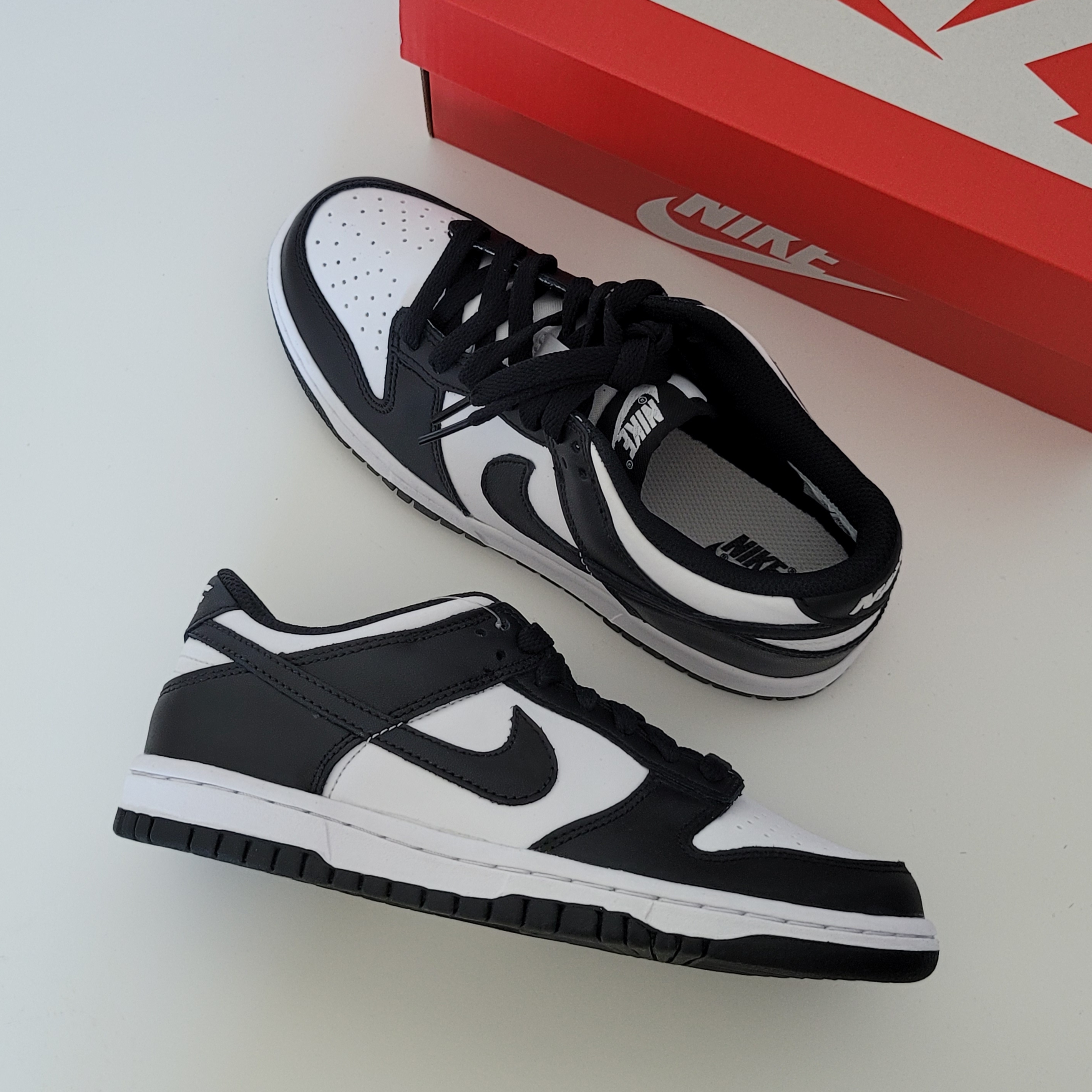 (GS) Nike Dunk Low Black 착용 스타일