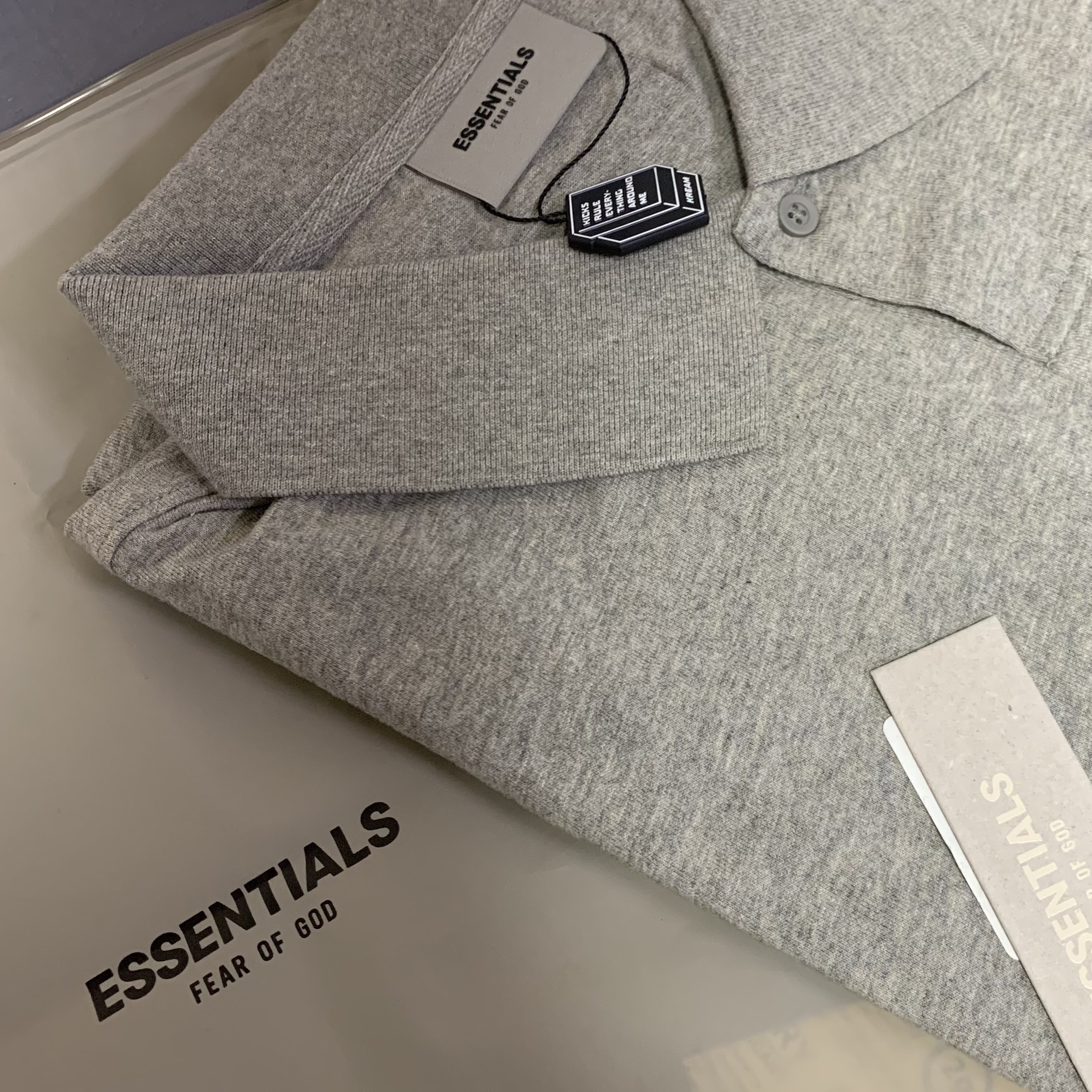 Essentials Short Sleeve Polo Heather Oatmeal - 21SS 착용 스타일