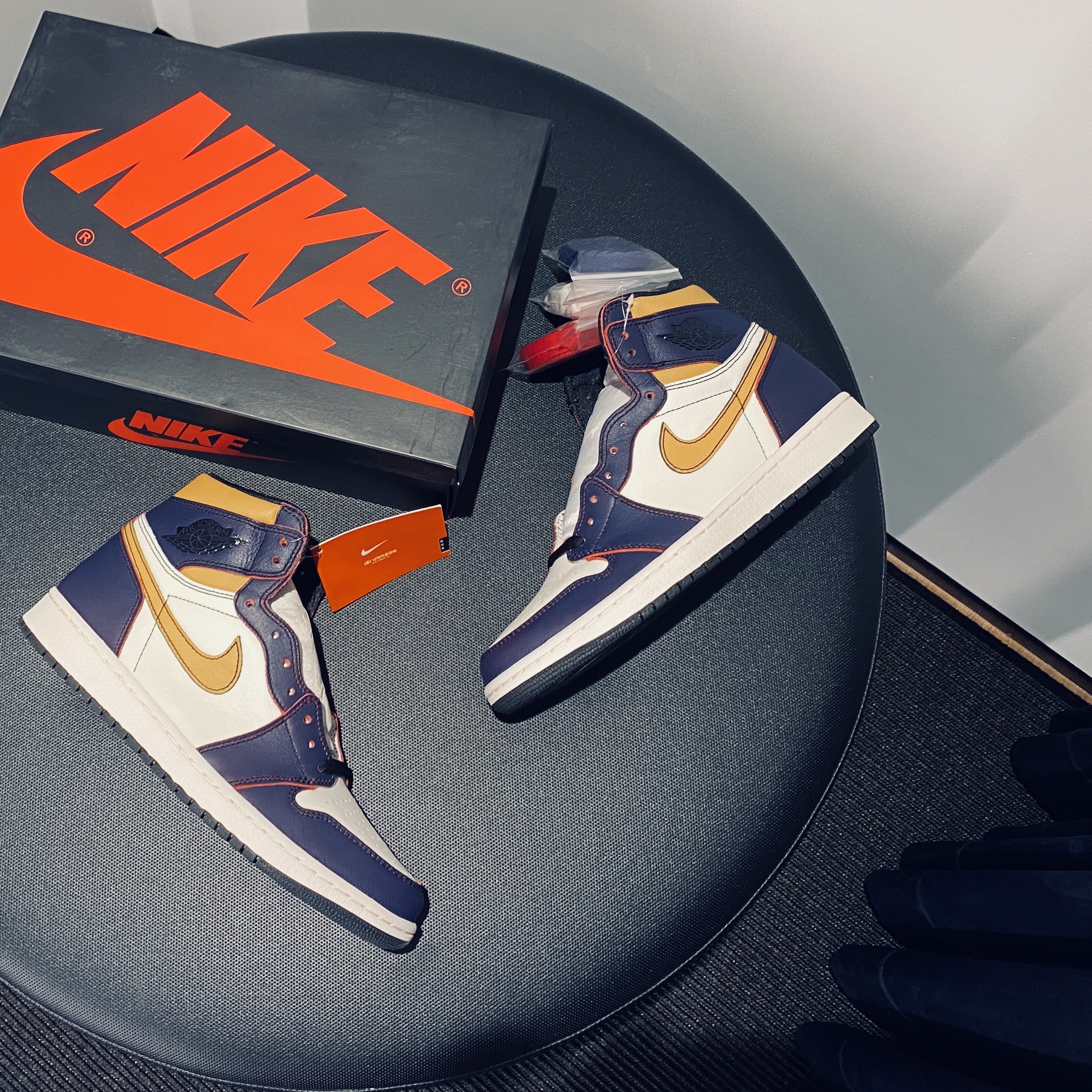 Jordan 1 Retro High OG Defiant SB LA to Chicago 착용 스타일 - 1