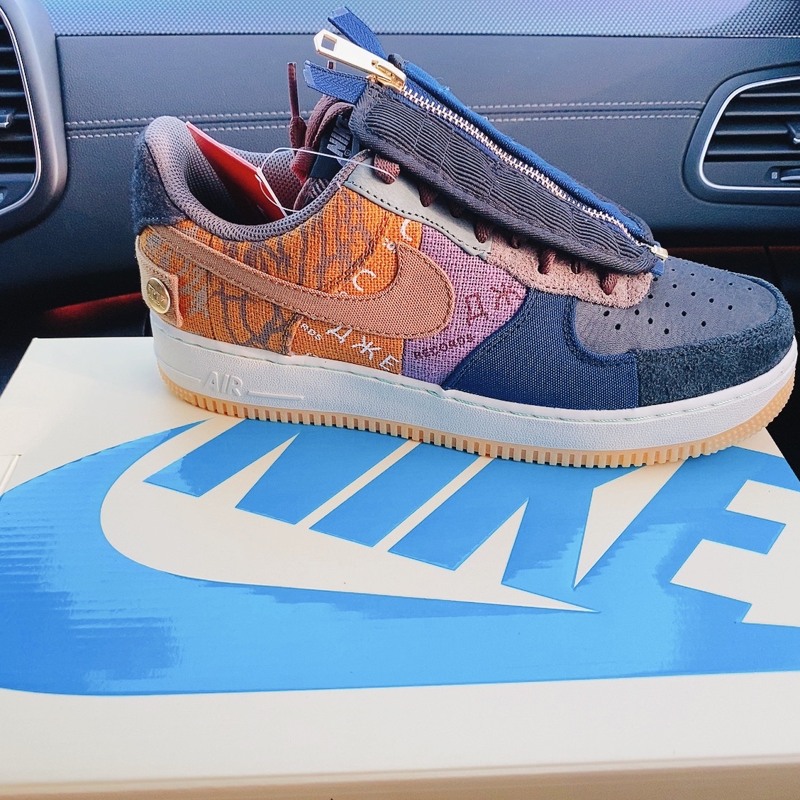 Nike x Travis Scott Air Force 1 Low Cactus Jack 착용 스타일 - 4