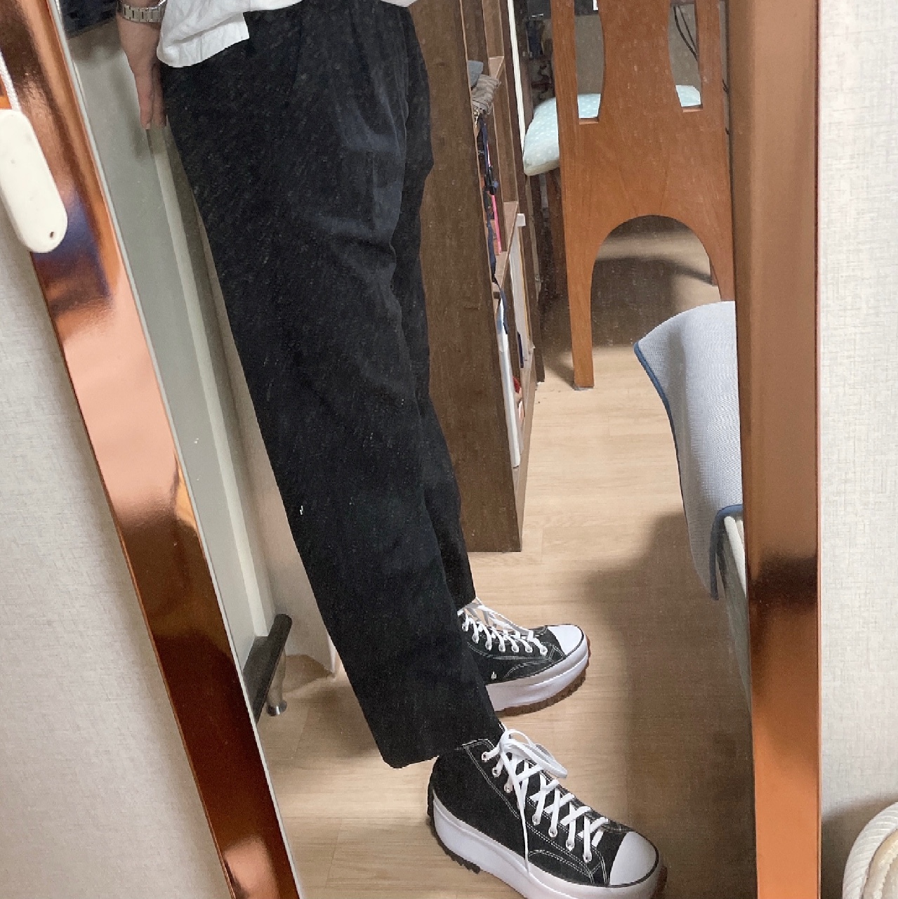 Converse Run Star Hike Hi Black White Gum 착용 스타일