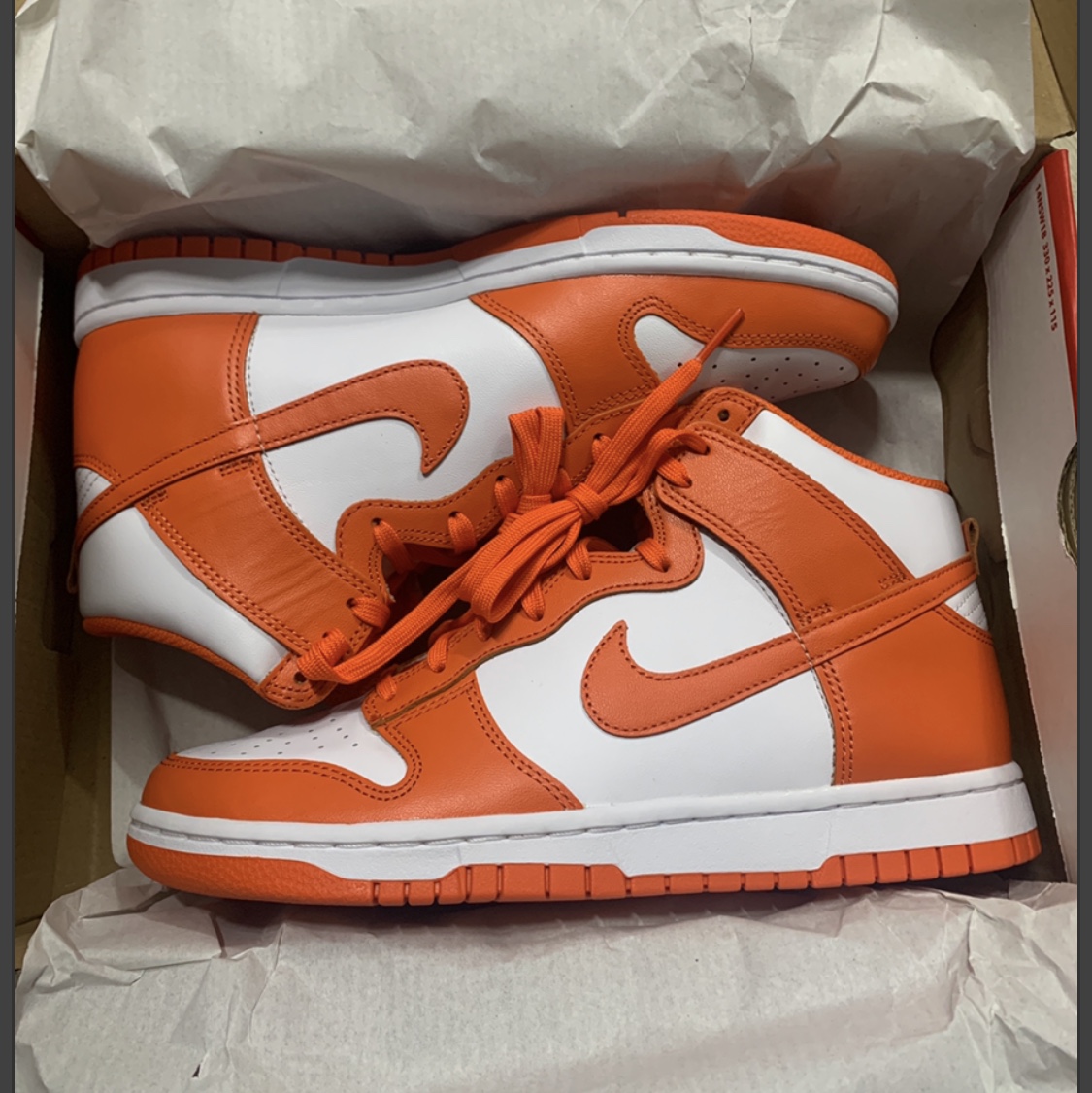 Nike Dunk High Retro Orange Blaze 착용 스타일 - 1