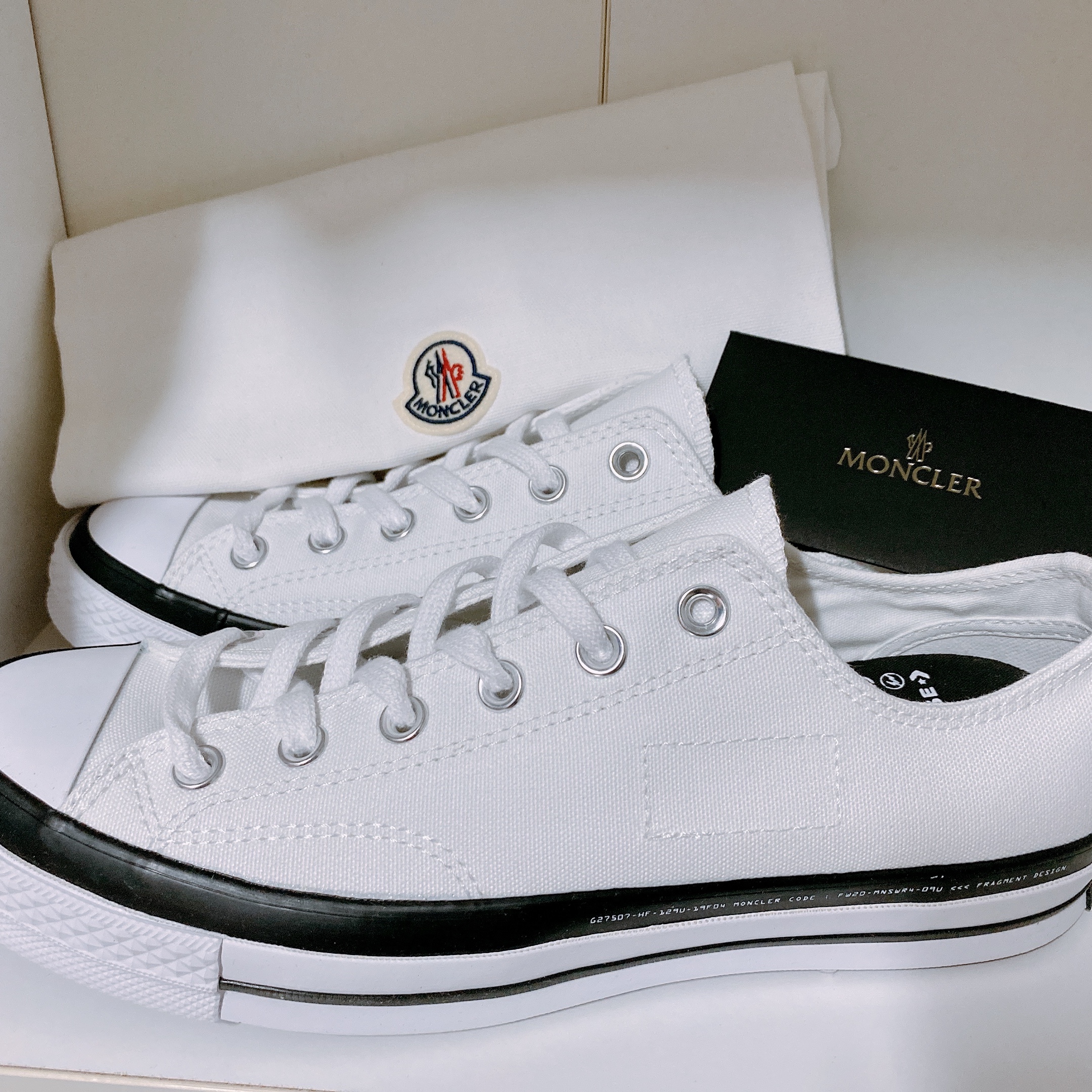 Converse x Moncler x Fragment Chuck 70 Ox White 착용 스타일 - 5