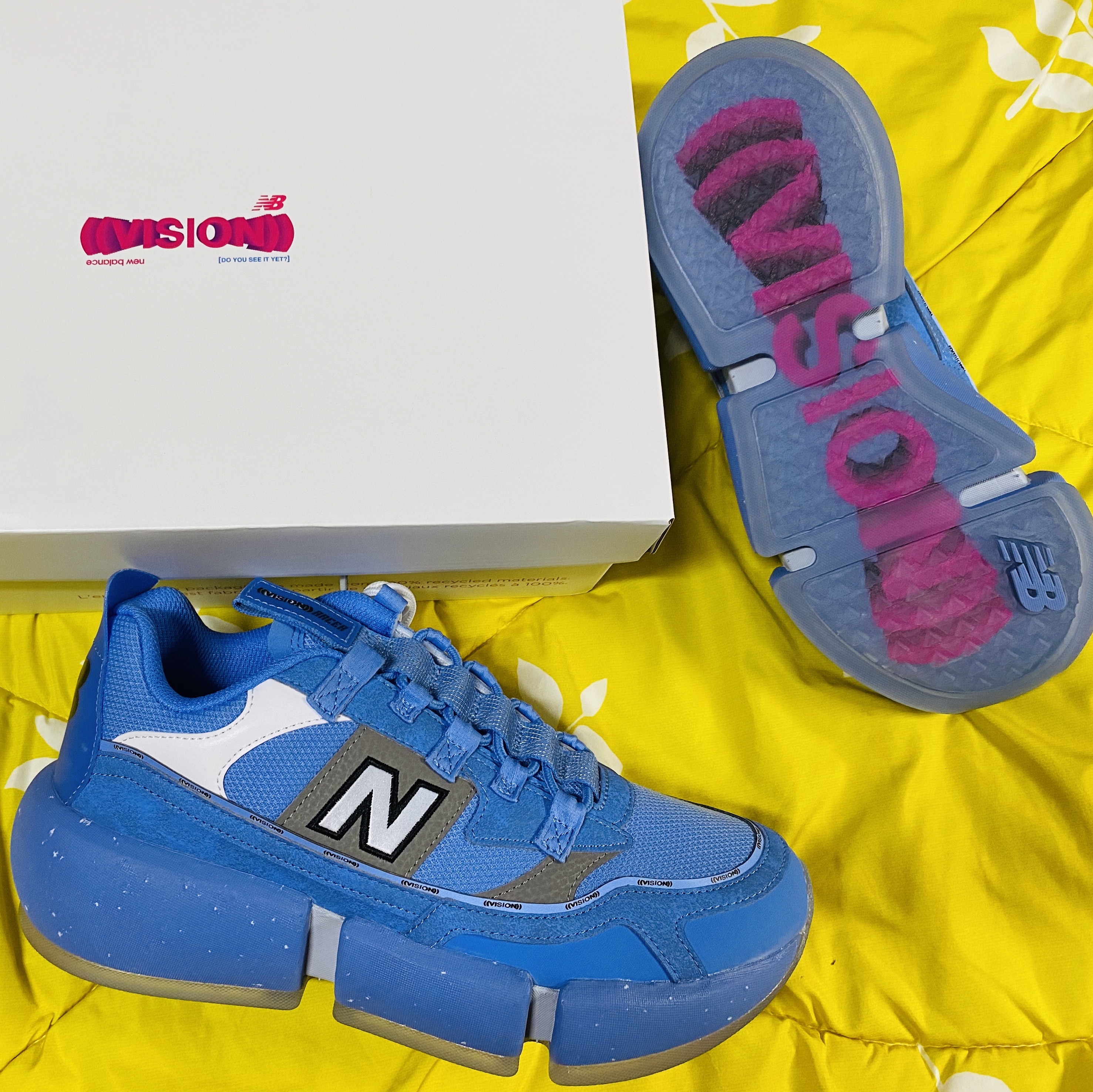 New Balance x Jaden Smith Vision Racer Wavy Baby Blue 착용 스타일 - 1