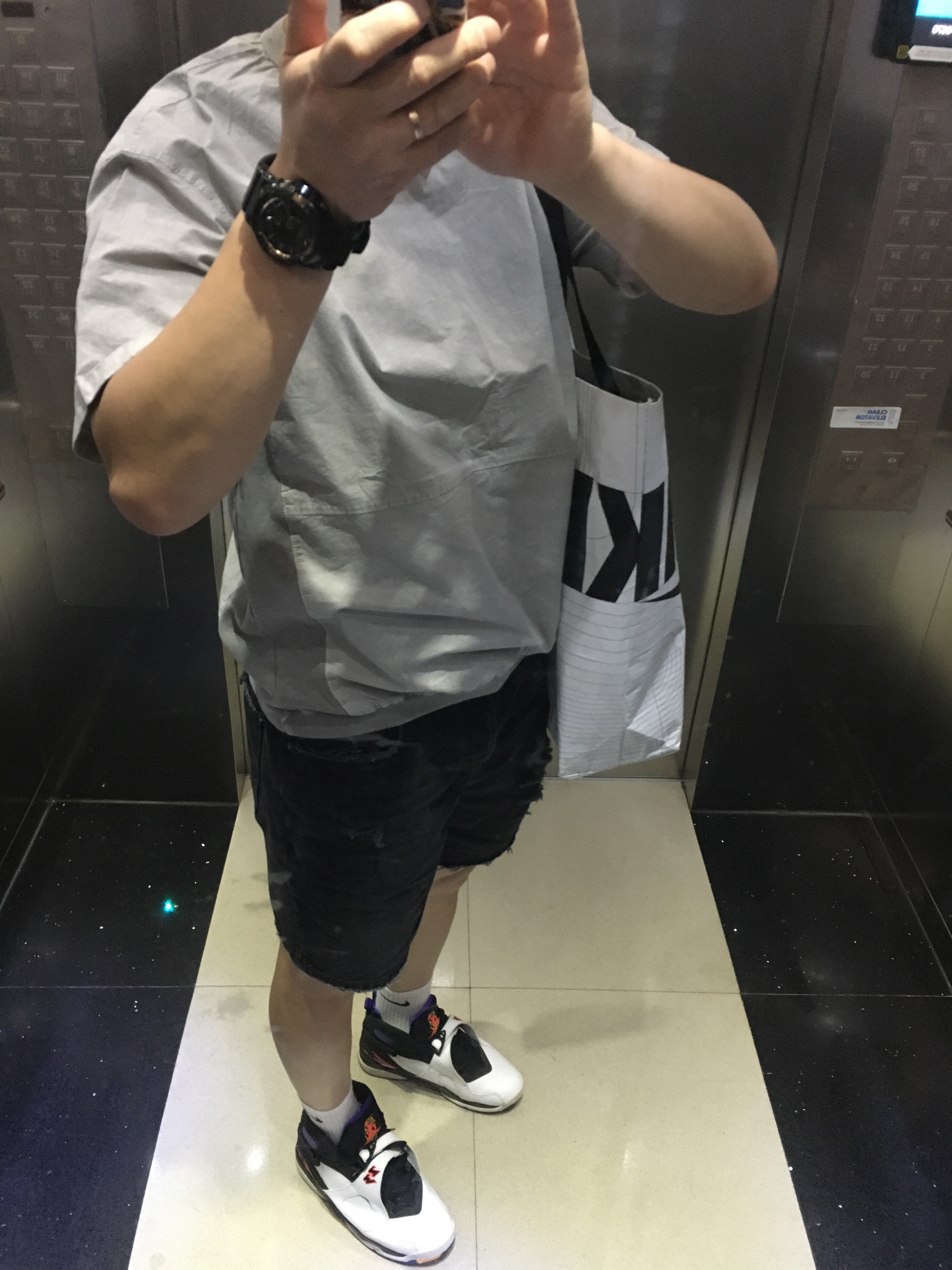 Jordan 8 Retro Three-Peat 착용 스타일