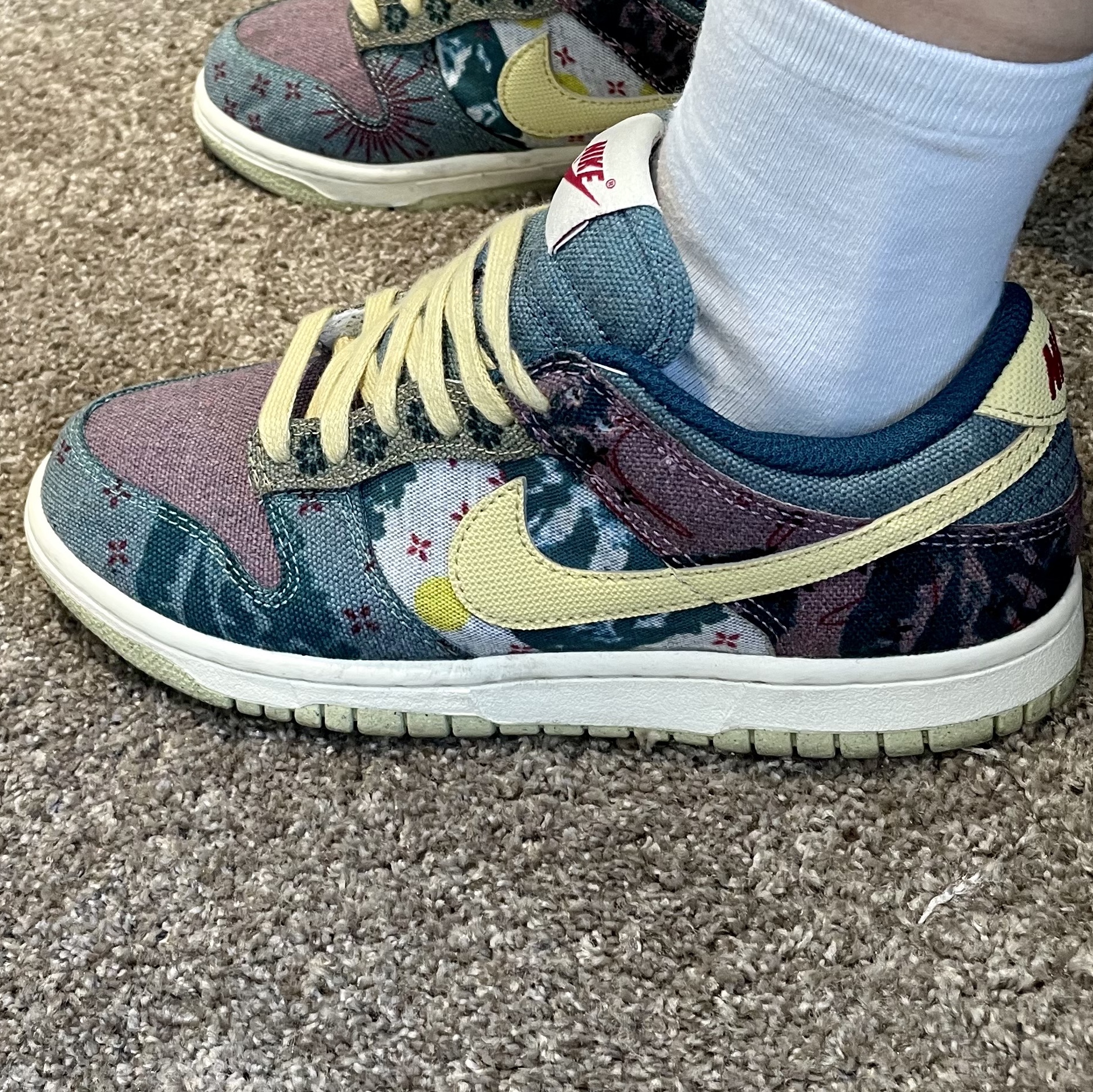 Nike Dunk Low SP Community Garden 착용 스타일
