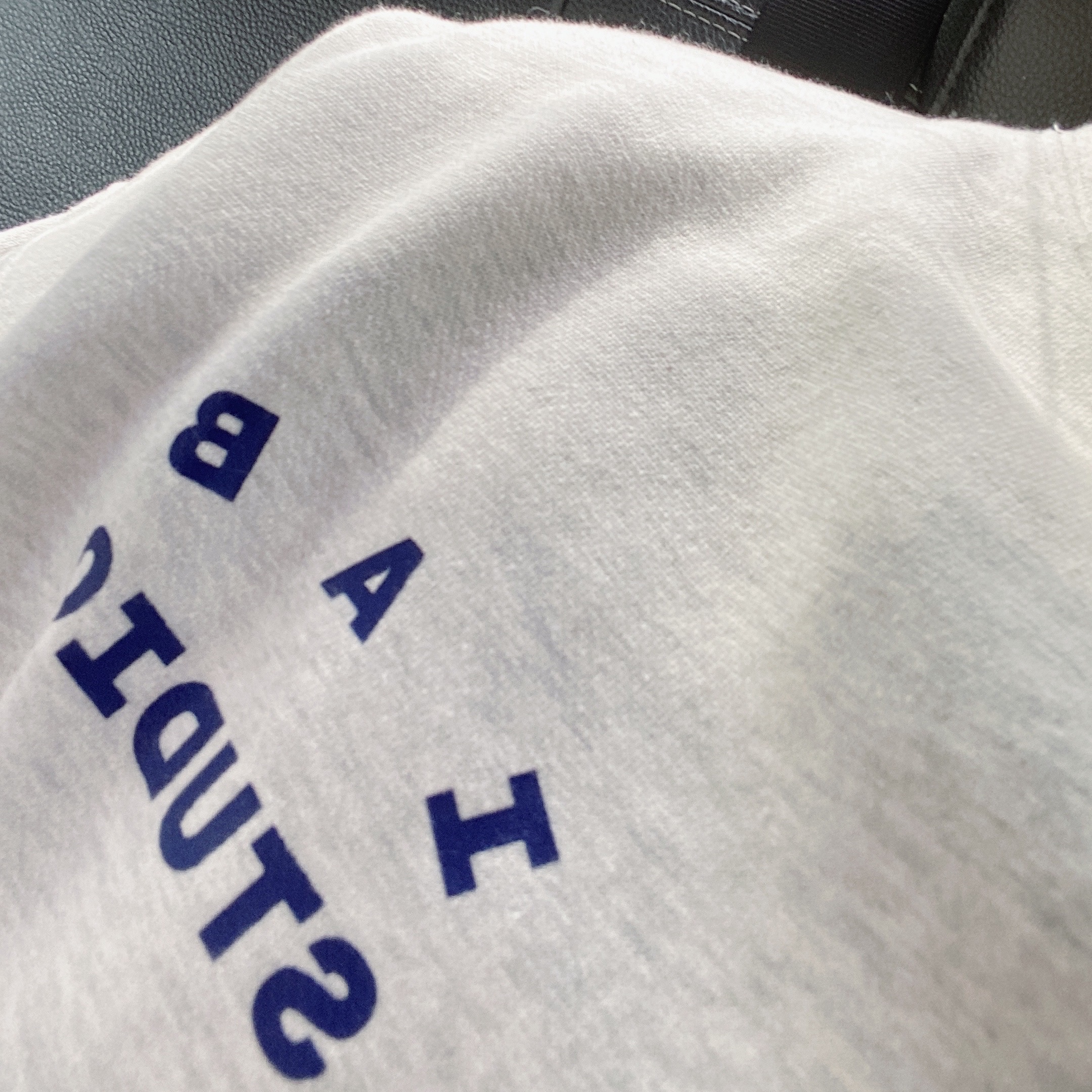 IAB Studio Hoodie Oatmeal Gray - 21SS 착용 스타일