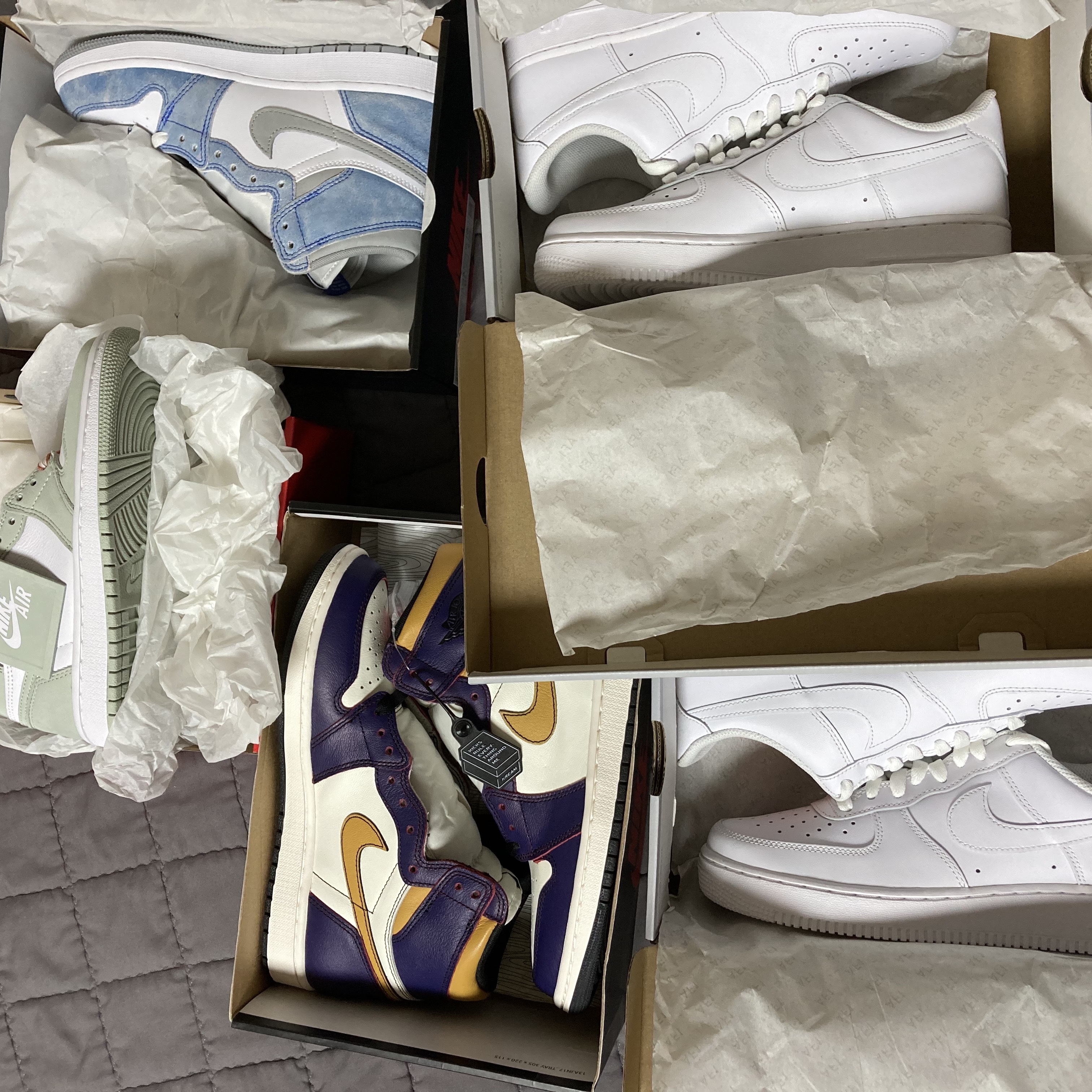 Jordan 1 Retro High OG Defiant SB LA to Chicago, Nike Air Force 1 '07 Low White 착용 스타일 - 1