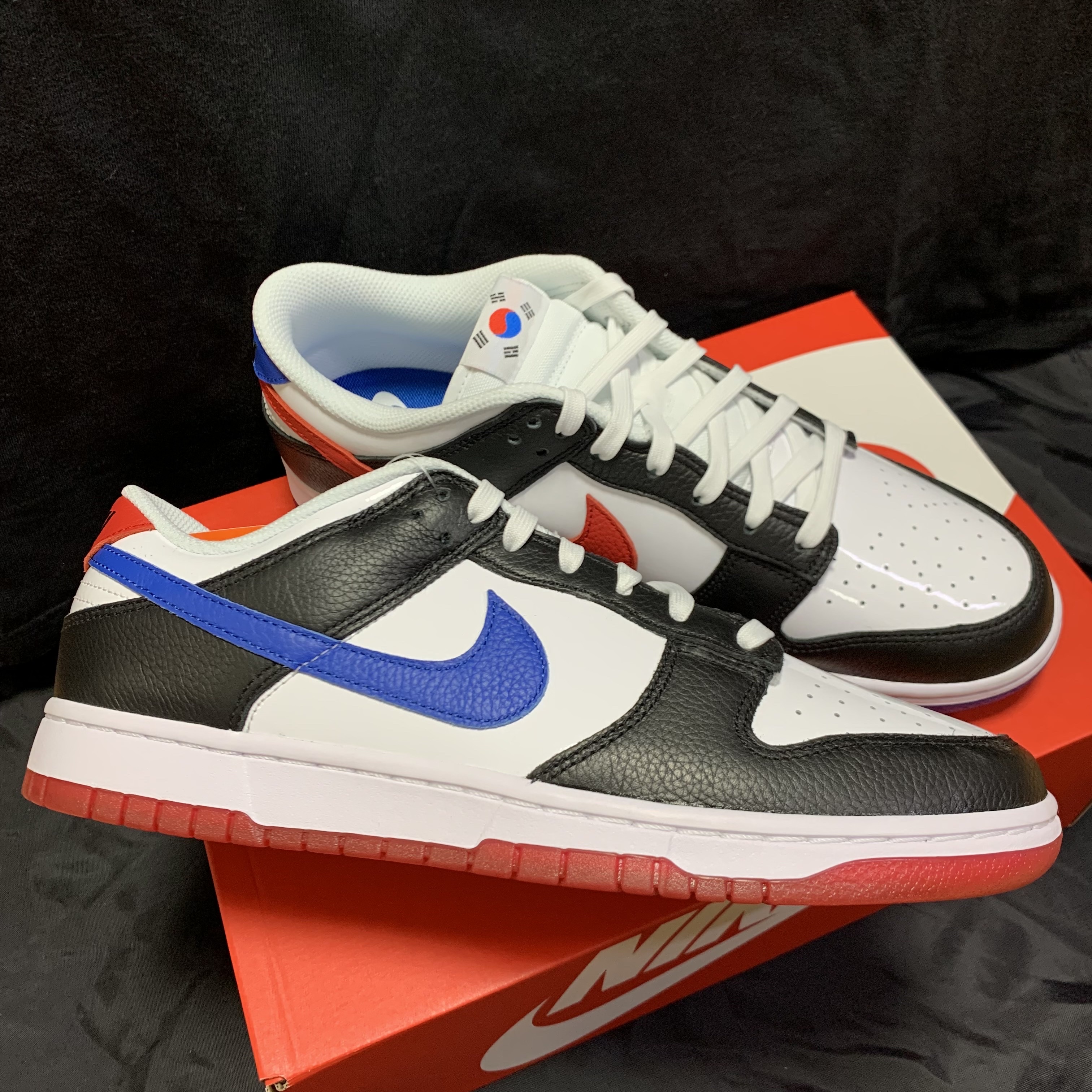 Nike Dunk Low SE Seoul 착용 스타일