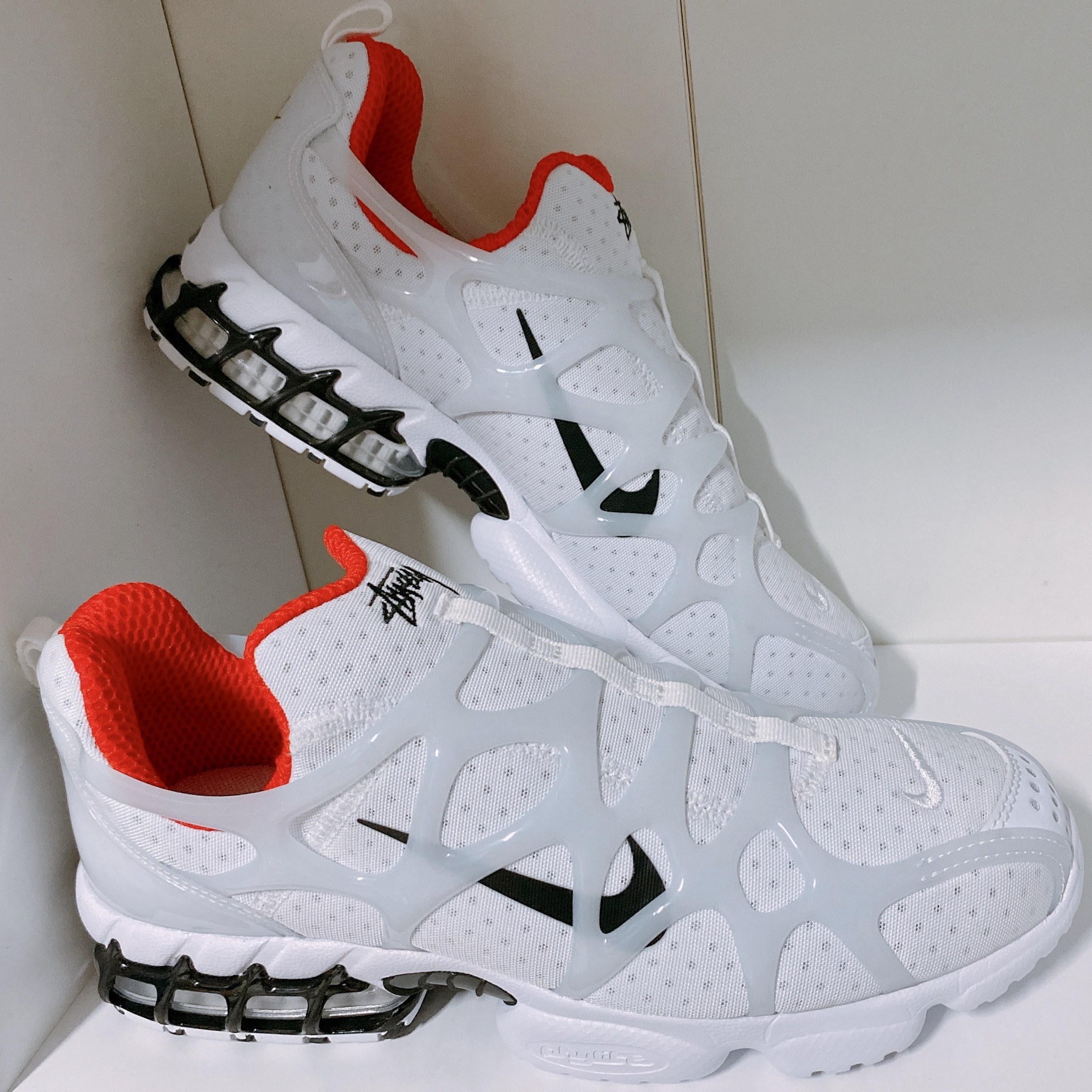 Nike x Stussy Air Zoom Spiridon Kukini White 착용 스타일 - 1