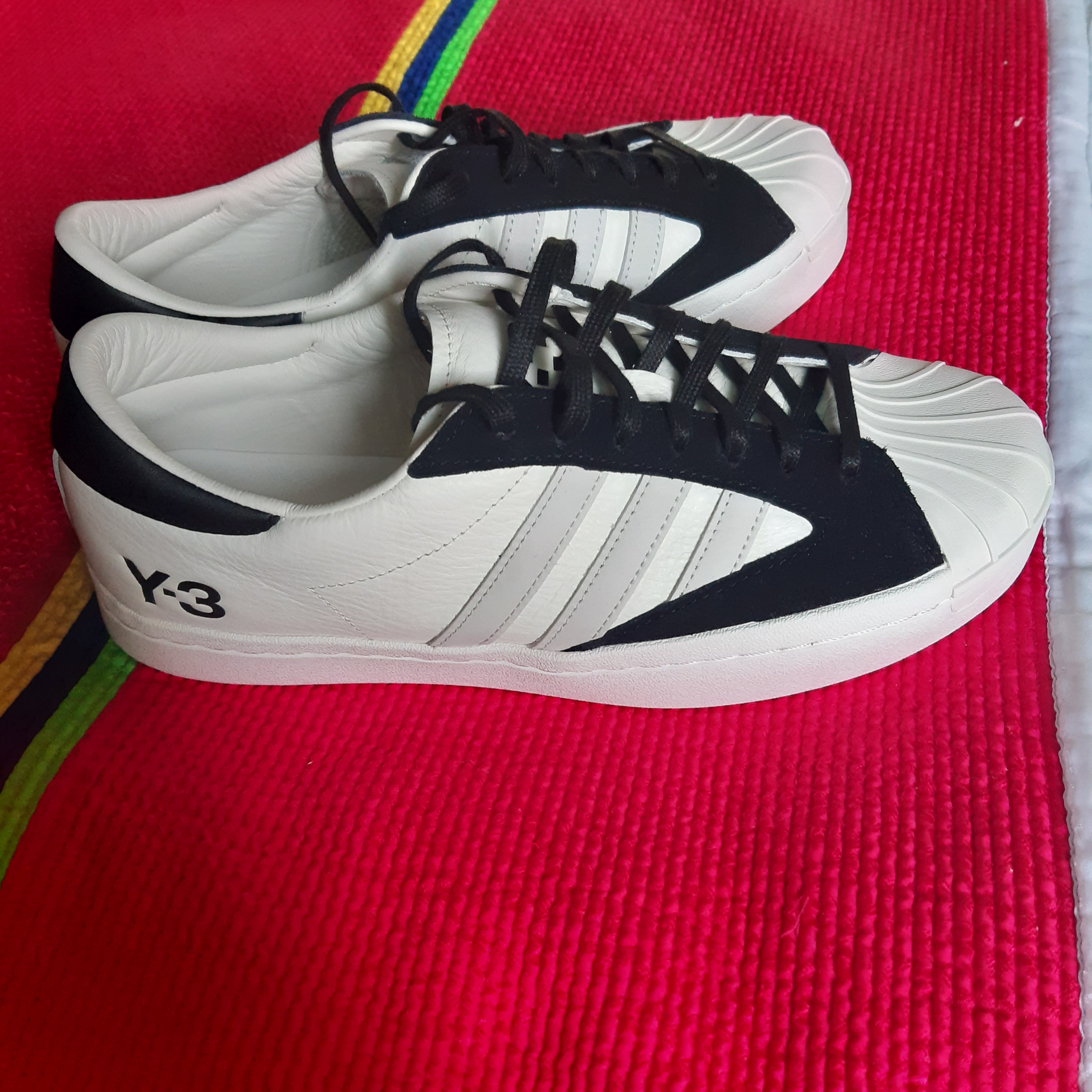 Y-3 Yohji Star White 착용 스타일