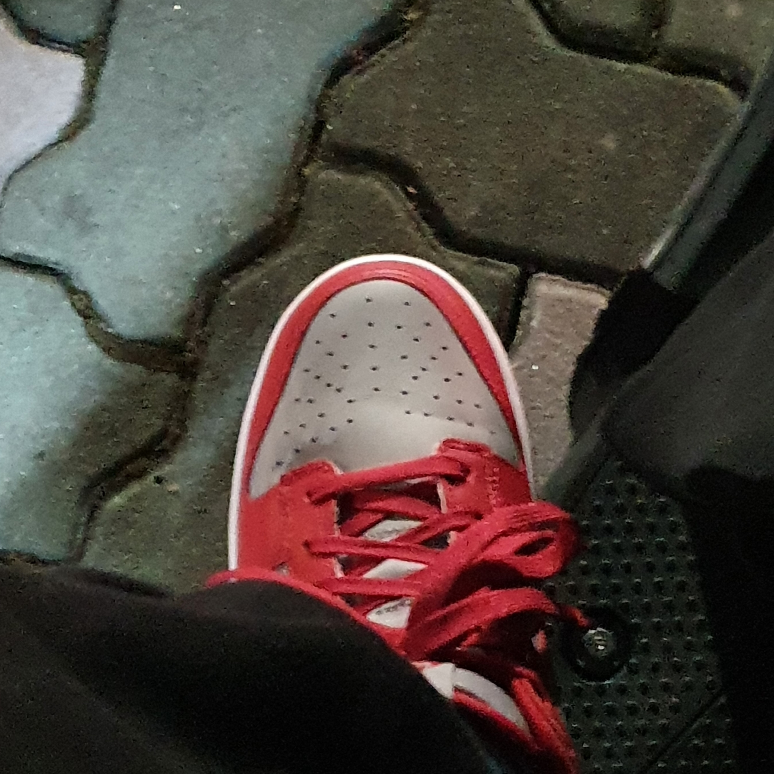 Nike Dunk Low Retro Medium Grey 착용 스타일