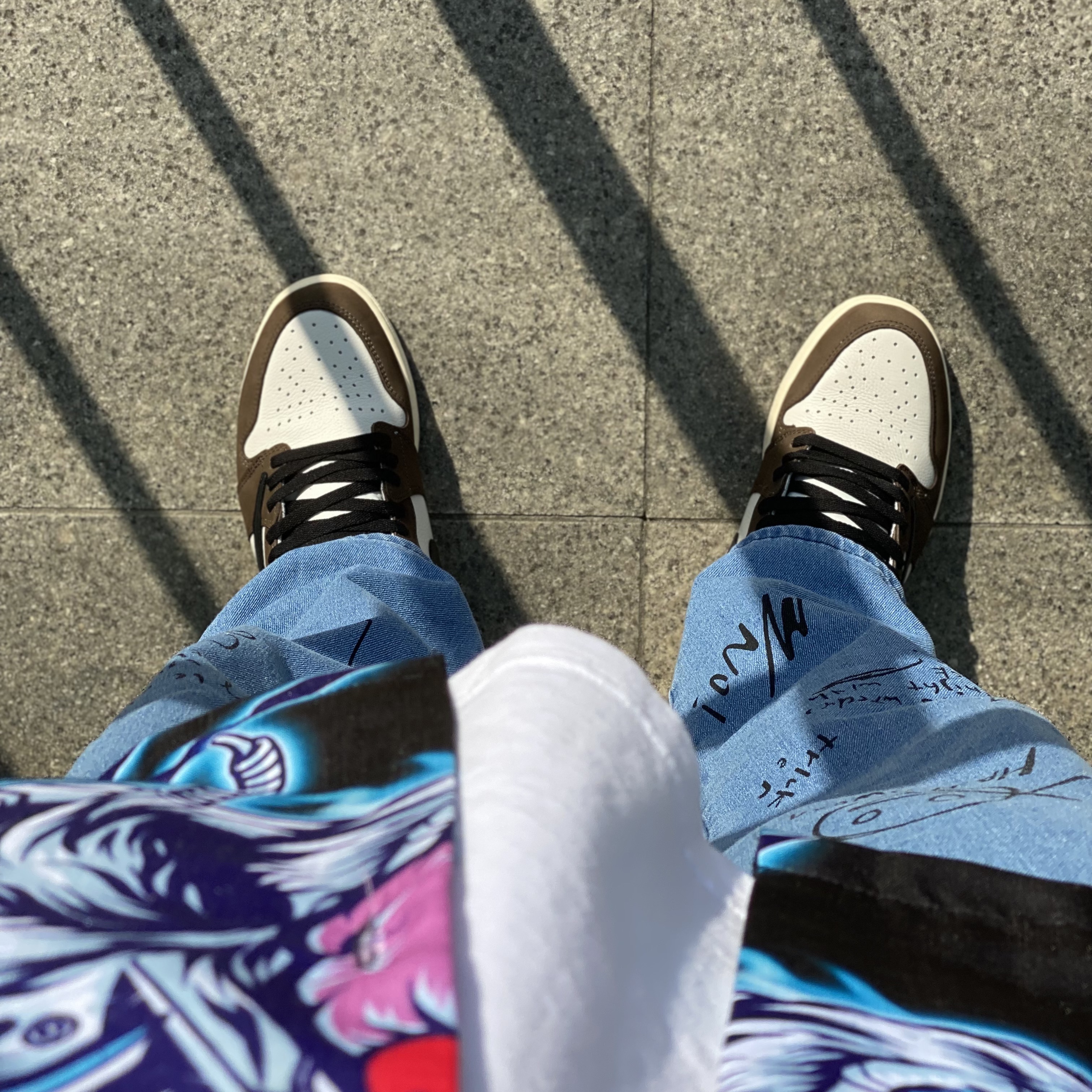 Jordan 1 x Travis Scott Retro High OG SP Mocha 착용 스타일