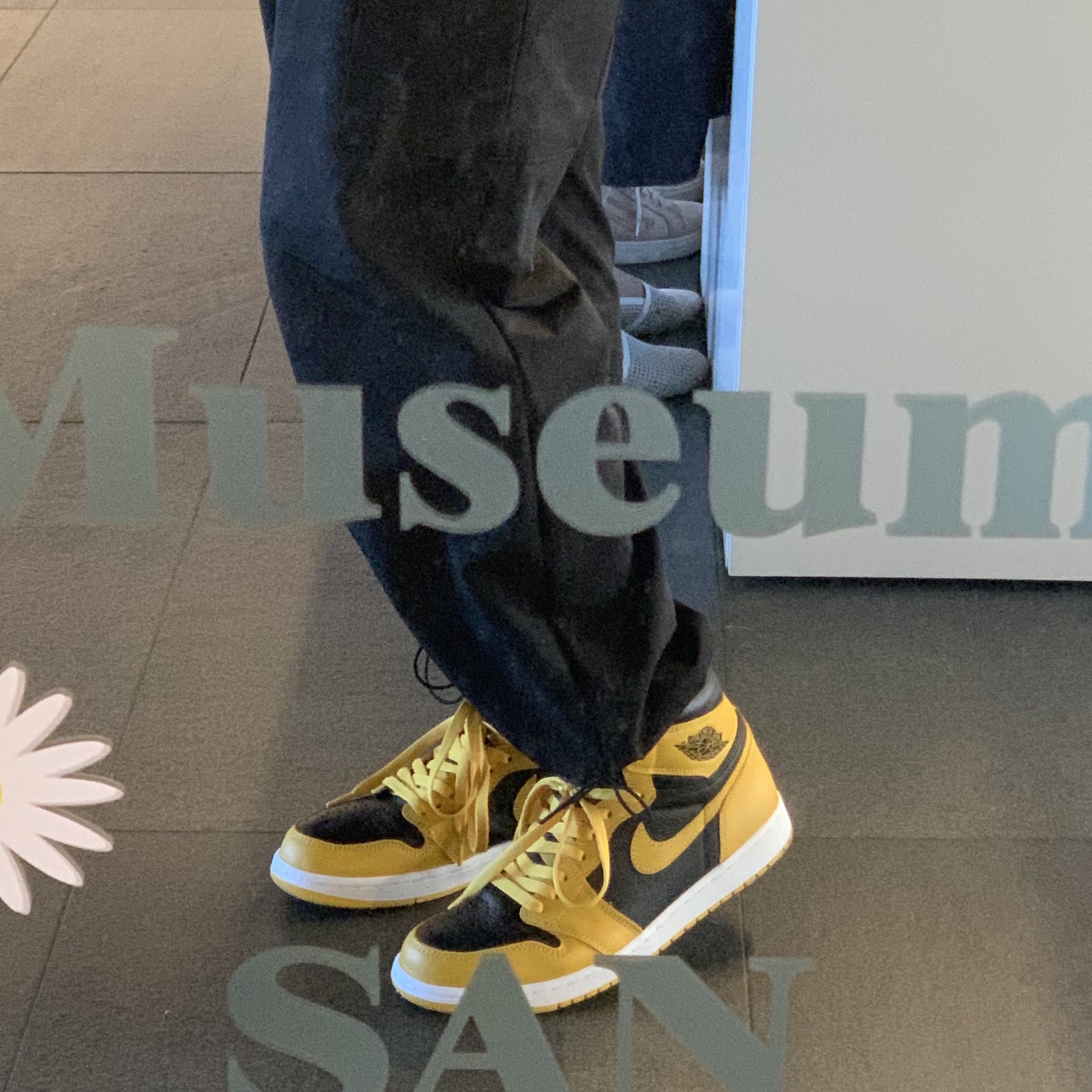 Jordan 1 Retro High OG Pollen 착용 스타일 - 2