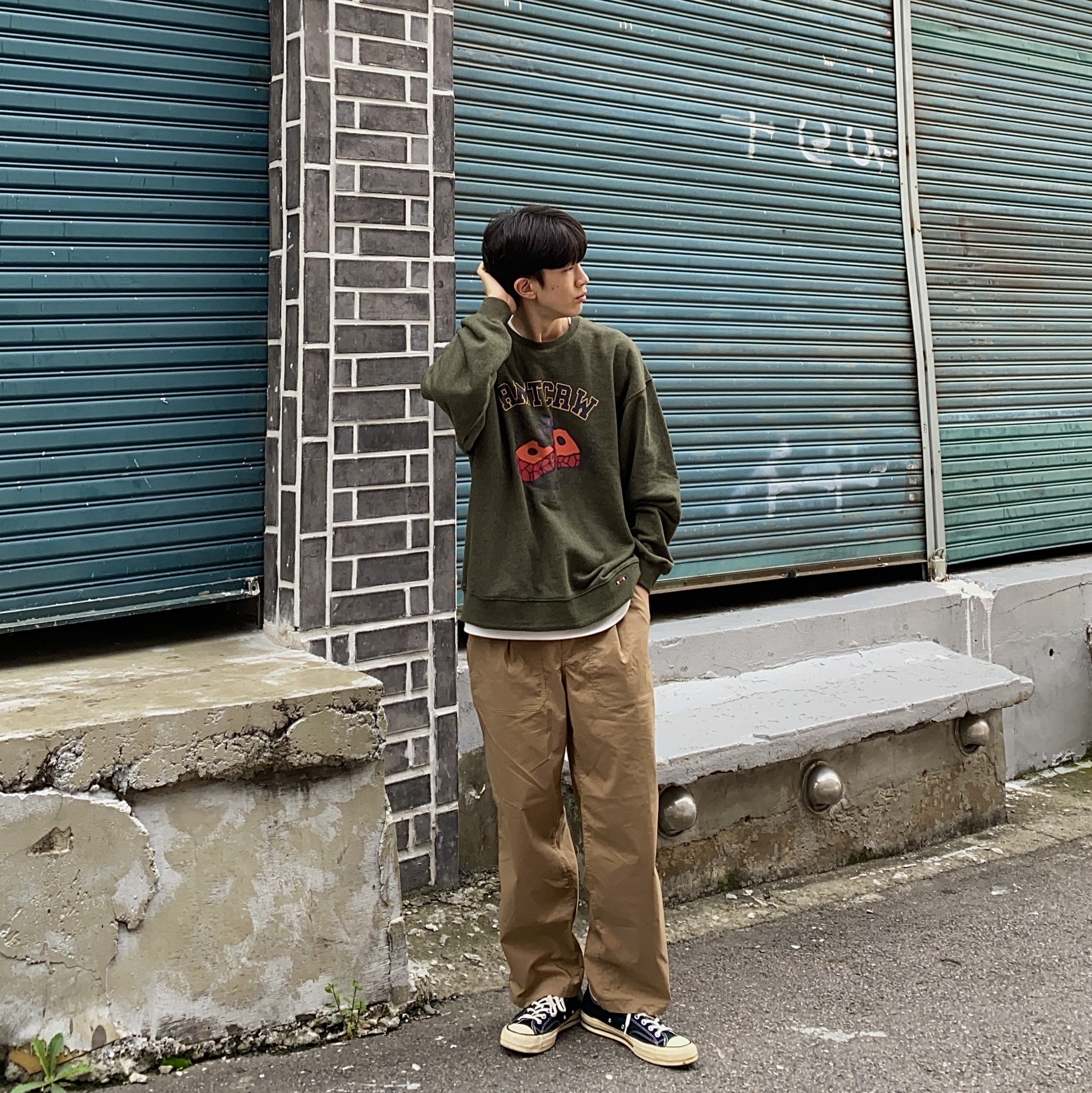 Converse Chuck 70 Hi Black 착용 스타일 - 2