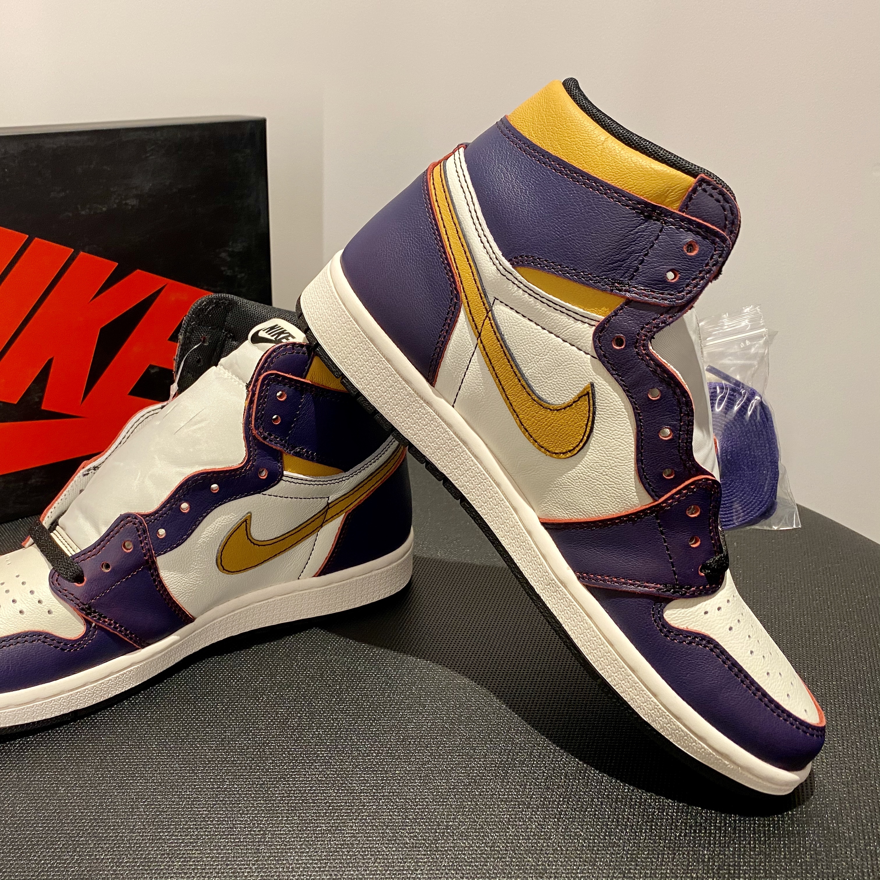 Jordan 1 Retro High OG Defiant SB LA to Chicago 착용 스타일 - 2
