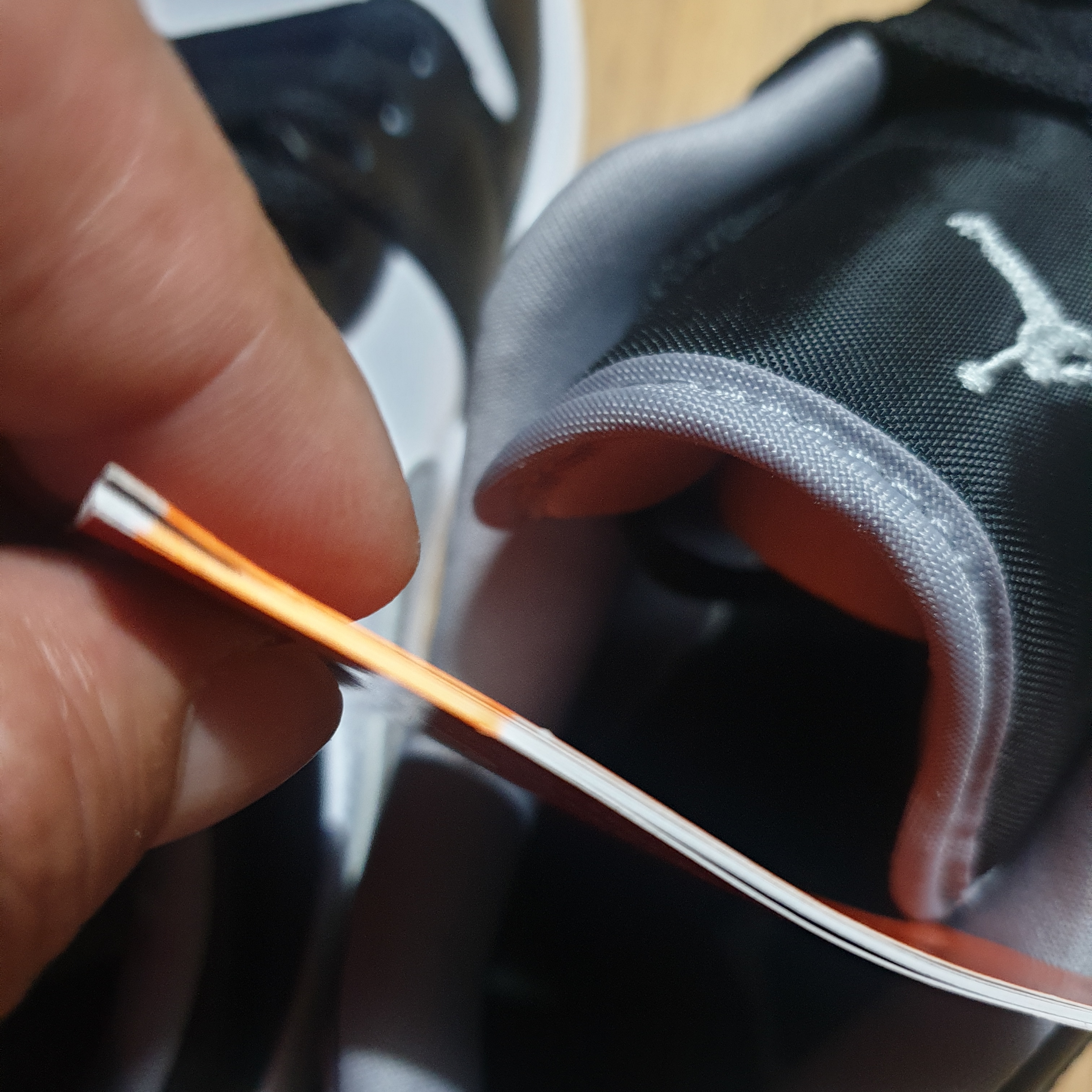 Jordan 1 Low Black Particle Grey 착용 스타일 - 3