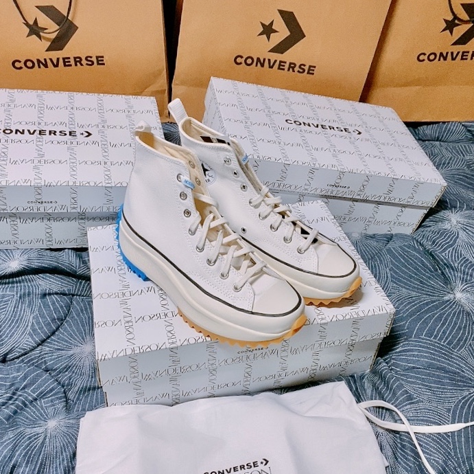 Converse x JW Anderson Run Star Hike Hi White 착용 스타일 - 3