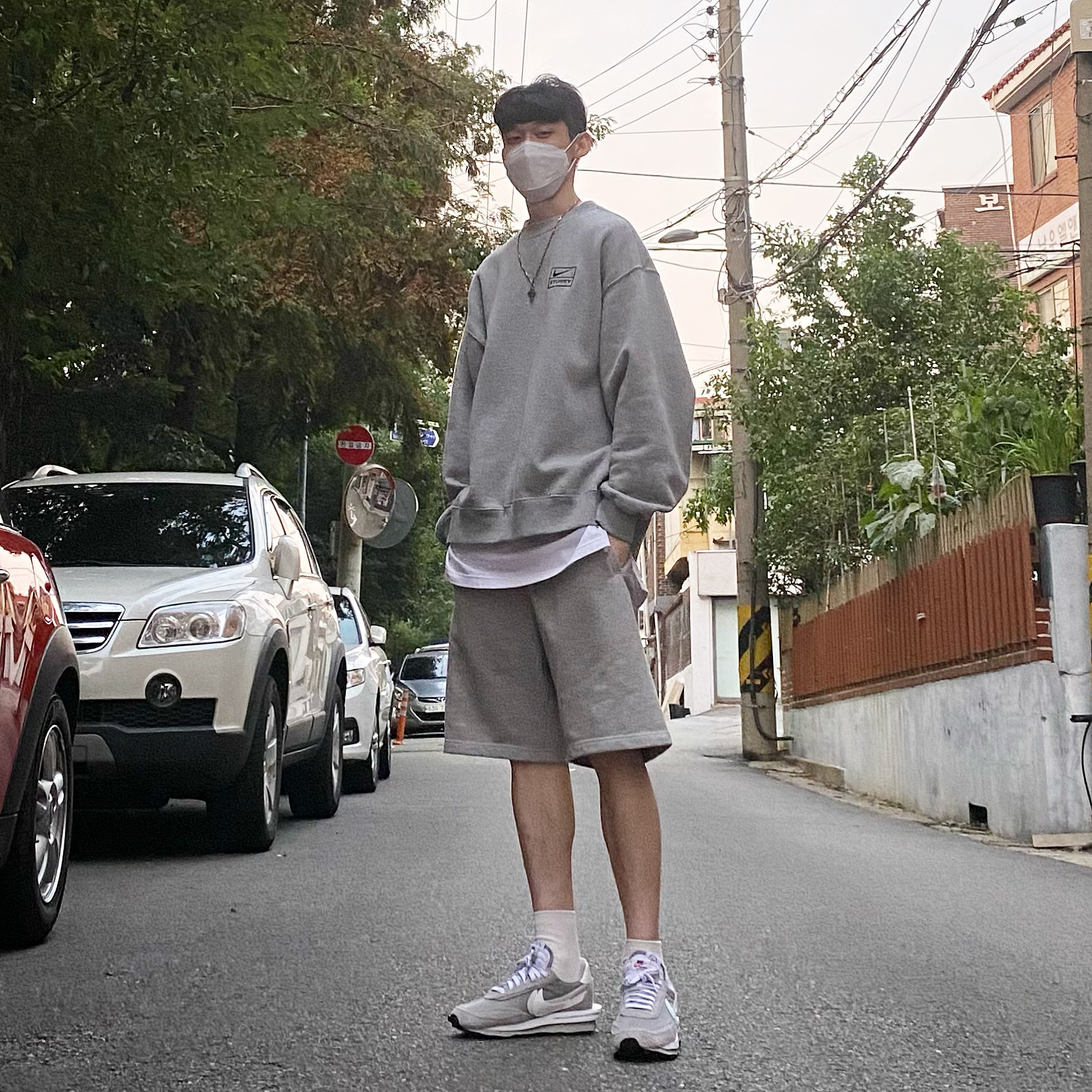 Nike x Sacai x Fragment LDWaffle Light Smoke Grey, Nike x Stussy NRG BR Crew Fleece Grey 착용 스타일
