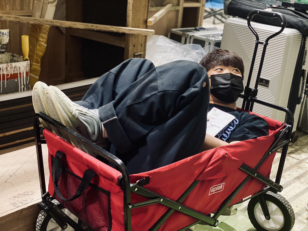 KREAM 프로필 이미지