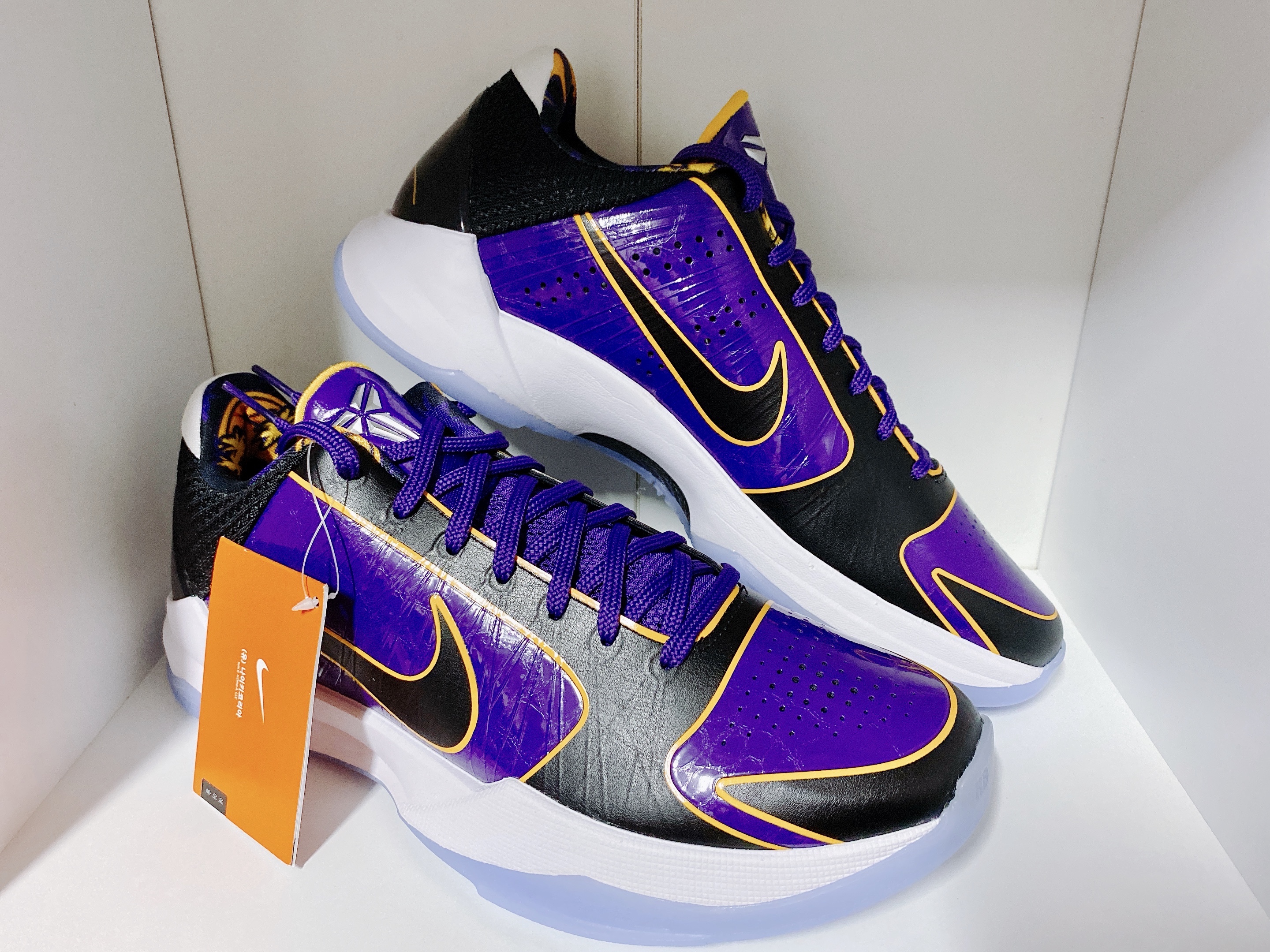 Nike Kobe 5 Protro 5X Champ 착용 스타일 - 3
