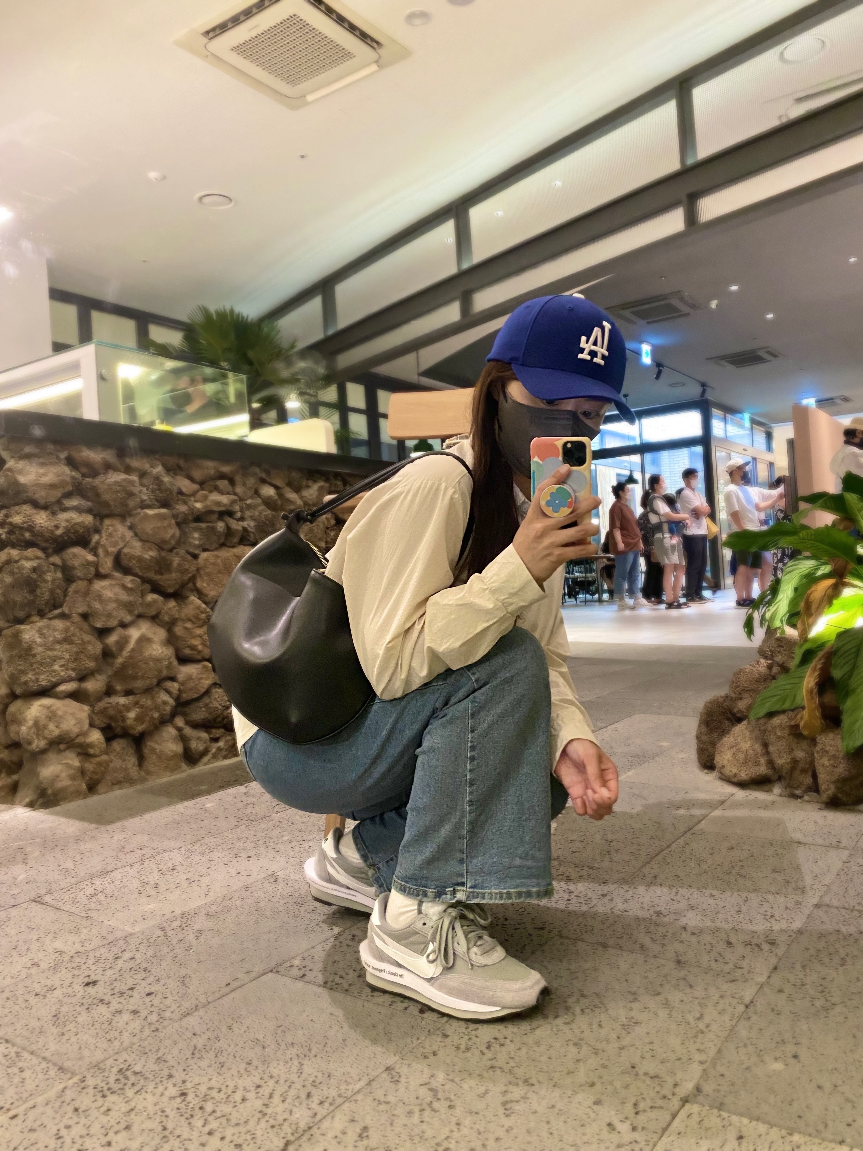 Nike x Sacai x Fragment LDWaffle Light Smoke Grey 착용 스타일