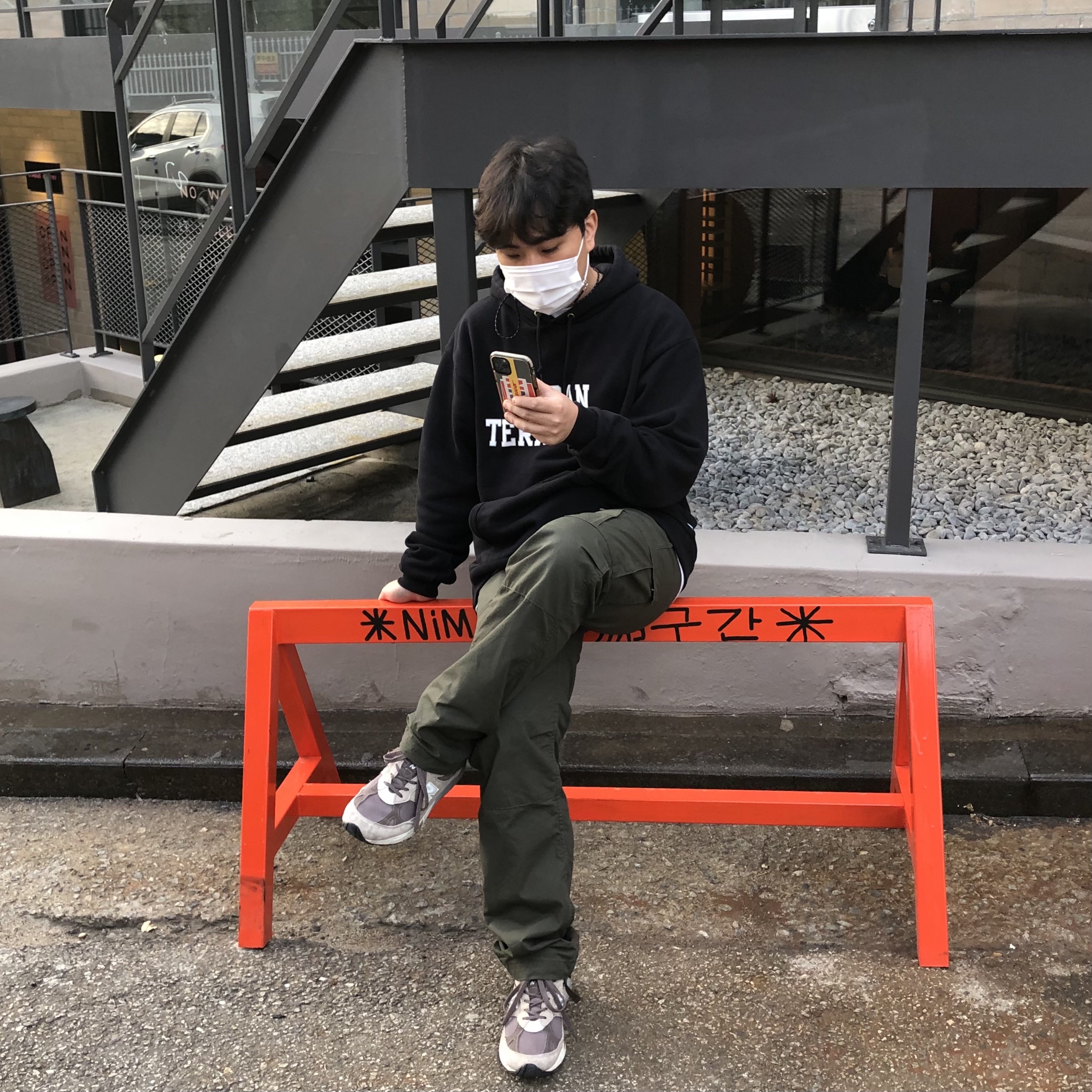 (W) New Balance 991 Made in UK Grey 착용 스타일 - 1