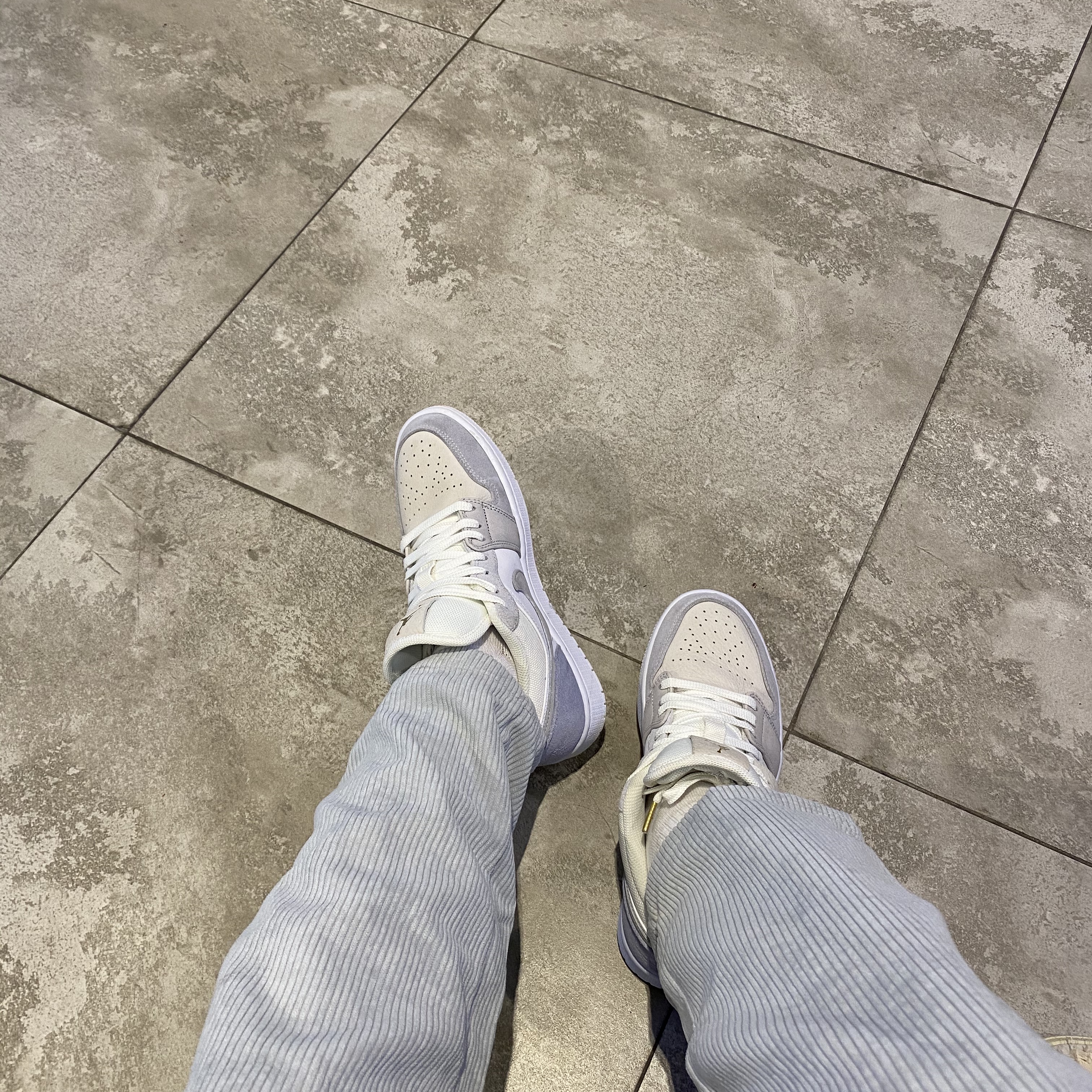 Jordan 1 Low Paris 착용 스타일
