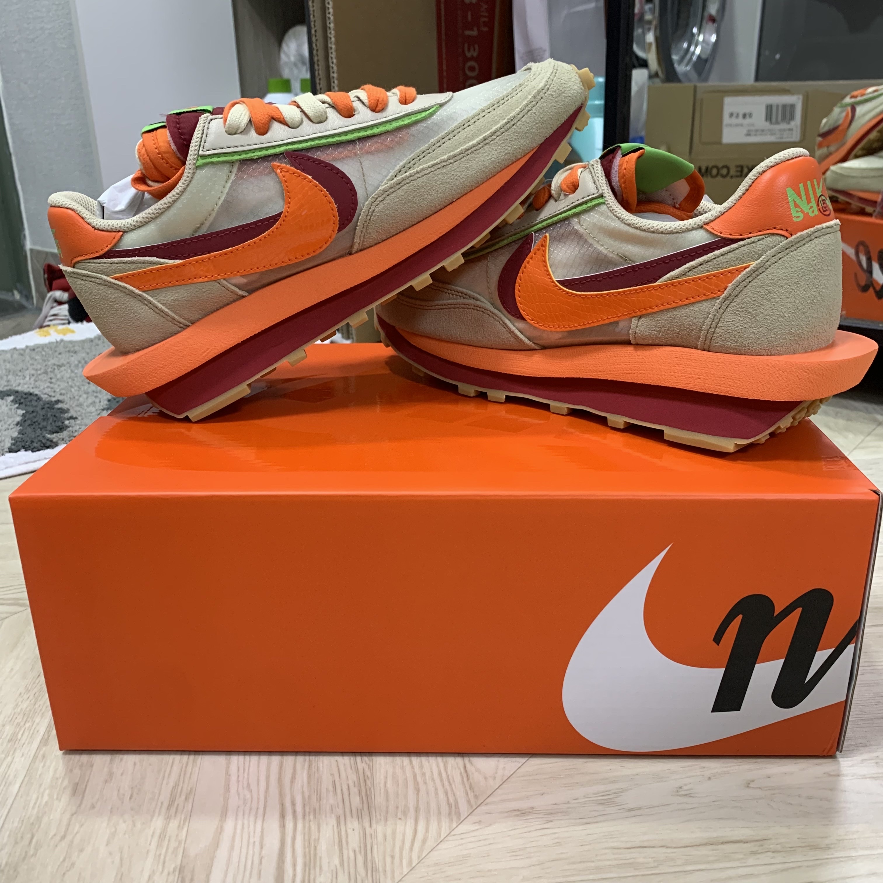 Nike x Sacai x Clot LDWaffle Orange Blaze 착용 스타일 - 1
