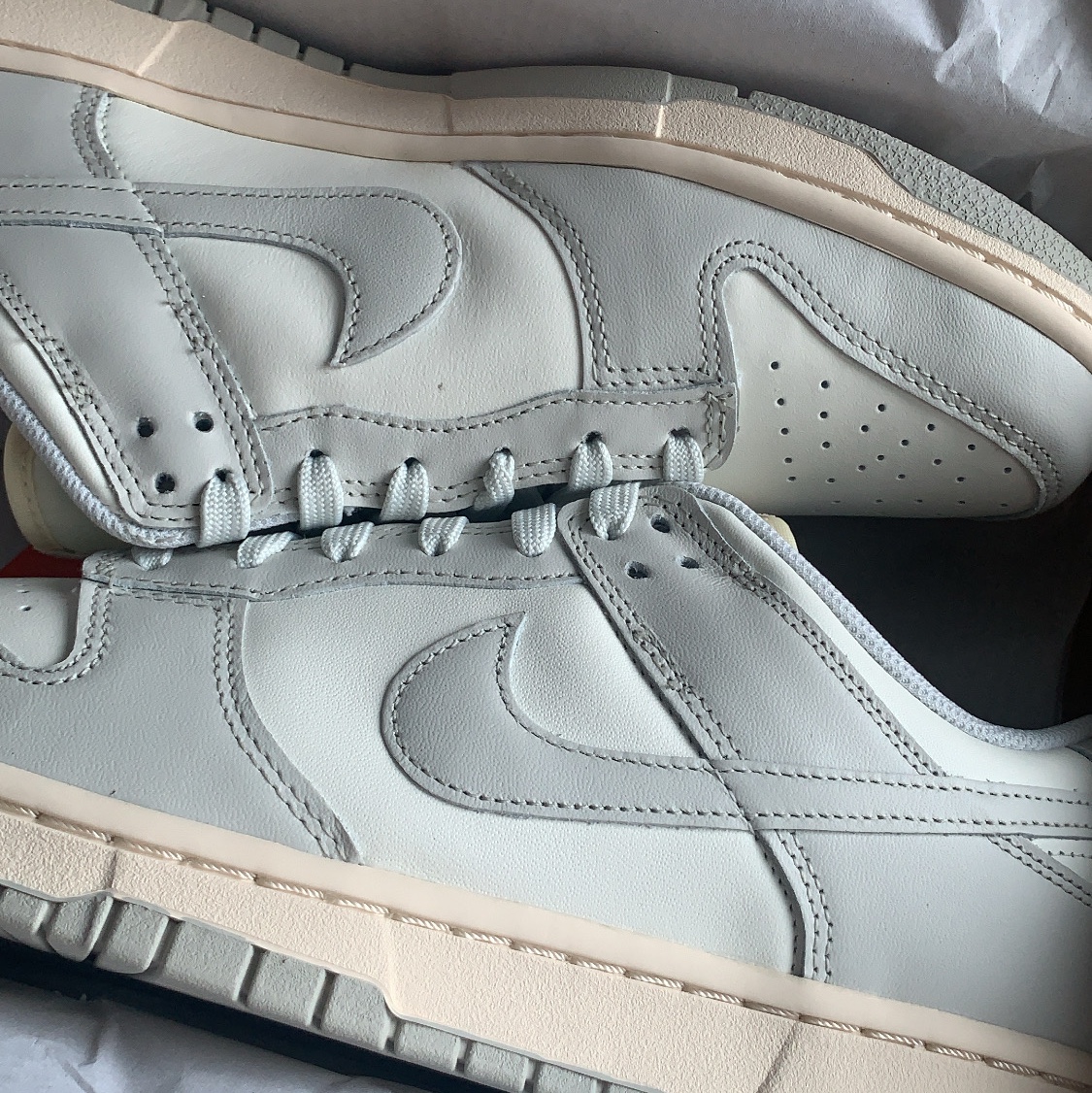 (W) Nike Dunk Low Light Bone 착용 스타일