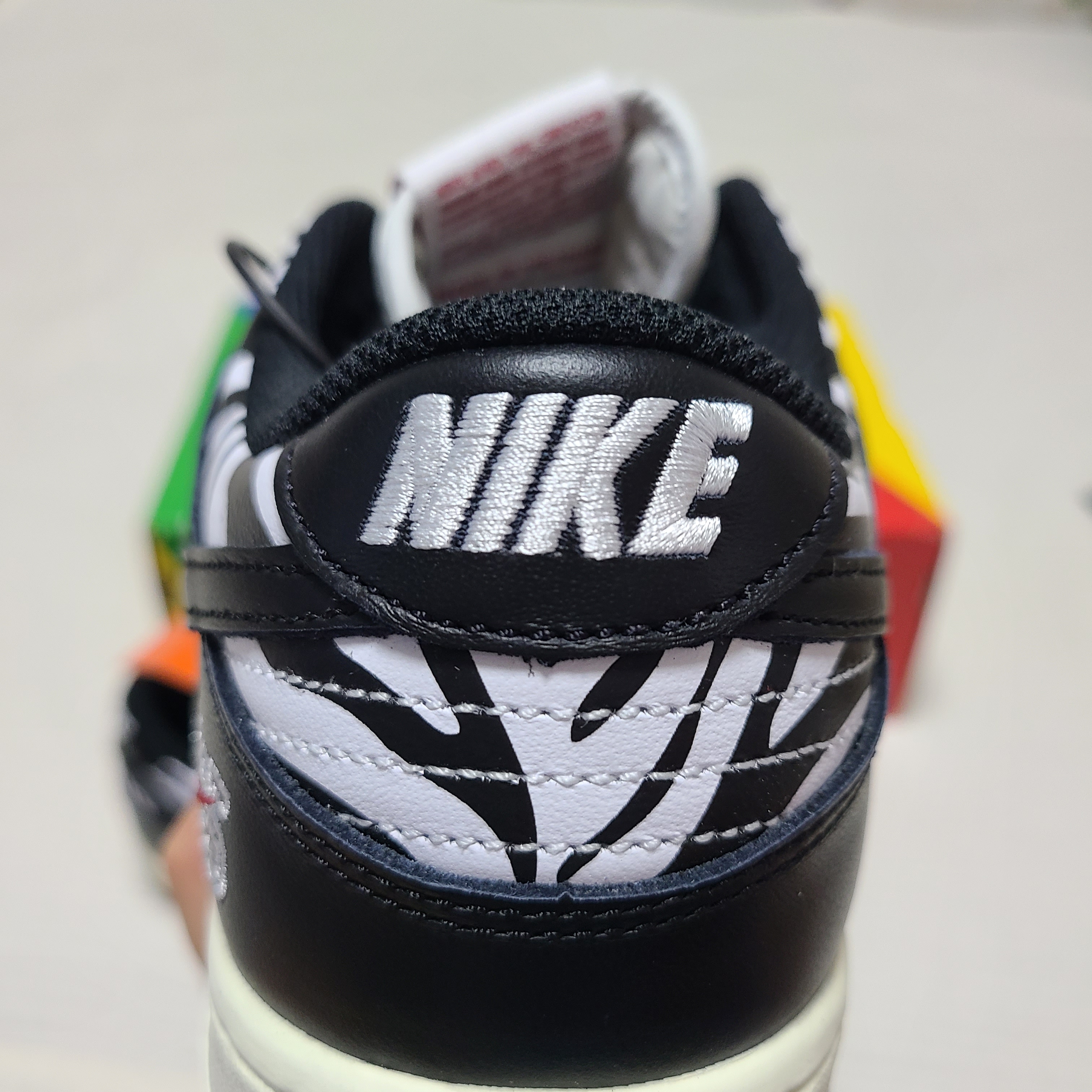 Nike x Quartersnacks SB Dunk Low Zebra Cake 착용 스타일 - 4
