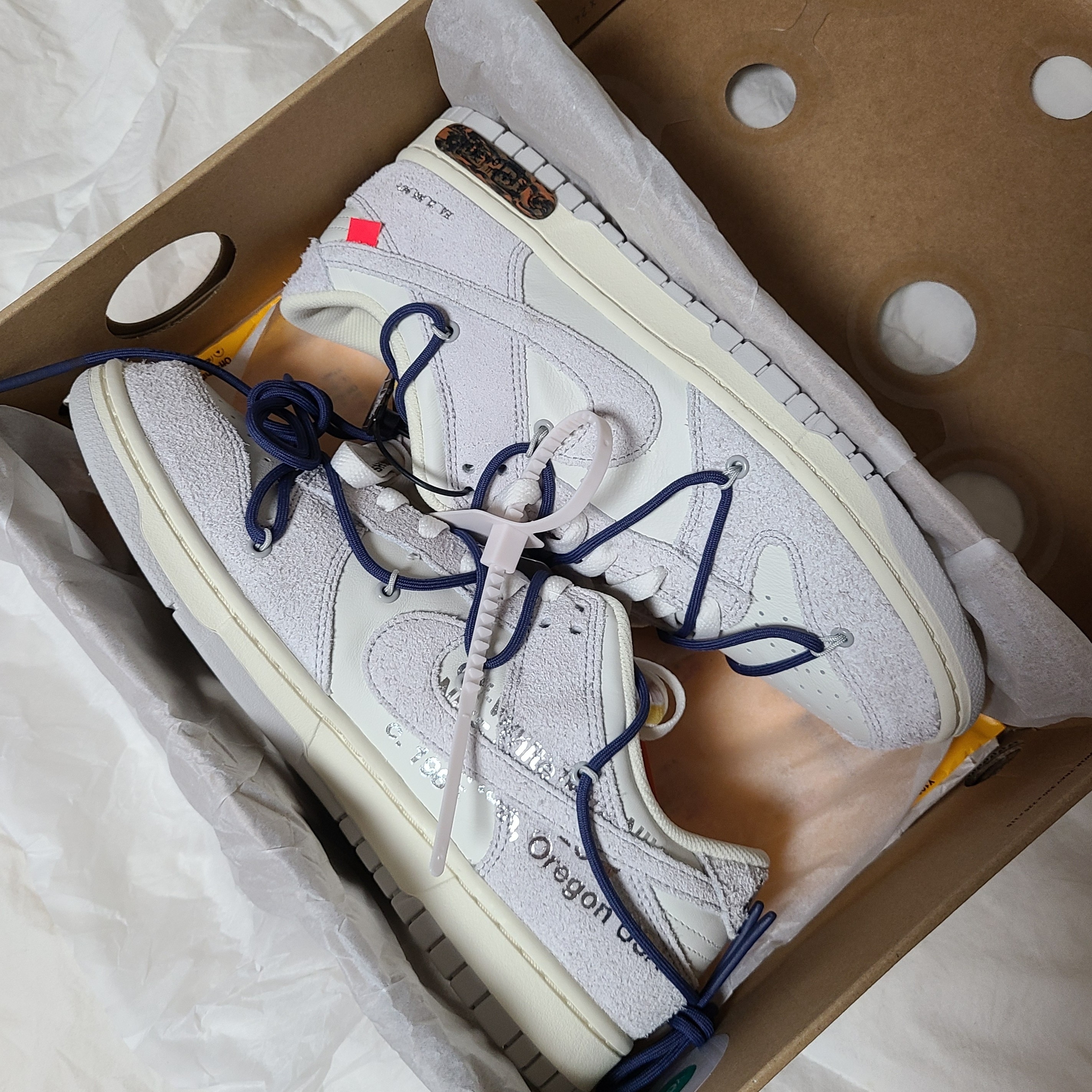 Nike x Off-White Dunk Low The 50 - Lot 18 착용 스타일