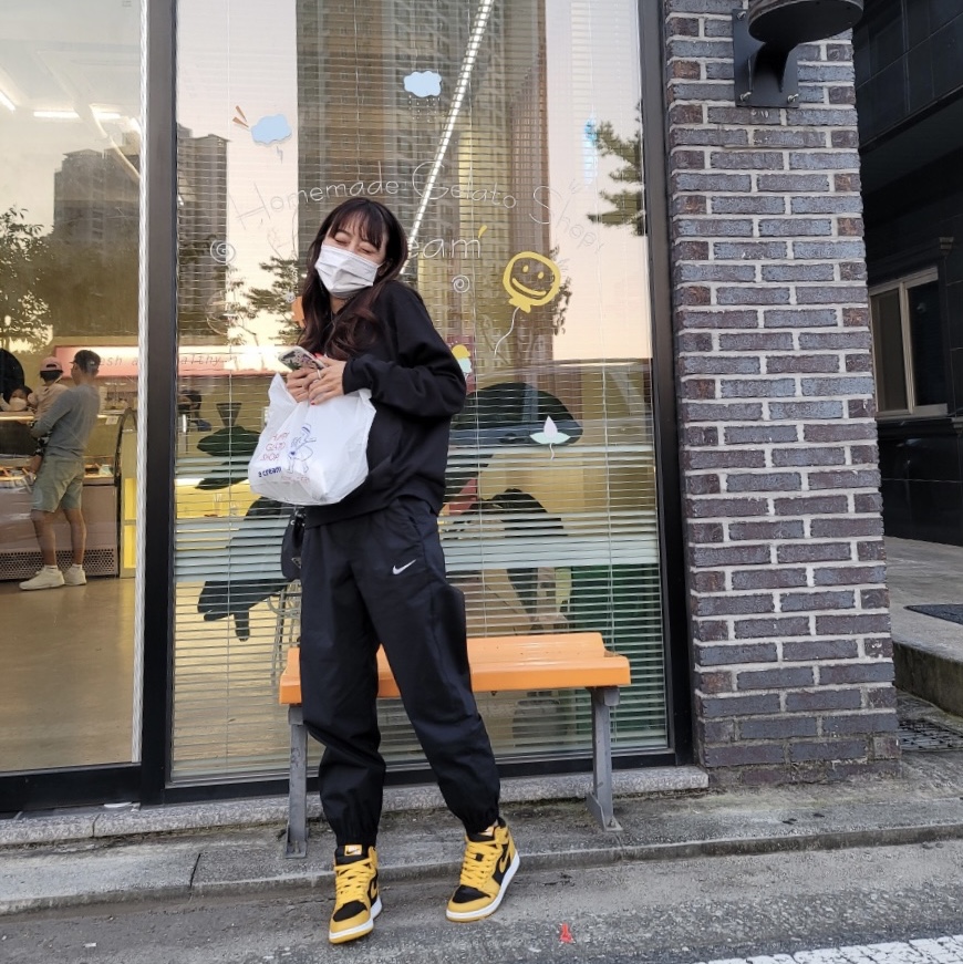 (GS) Jordan 1 Retro High OG Pollen 착용 스타일