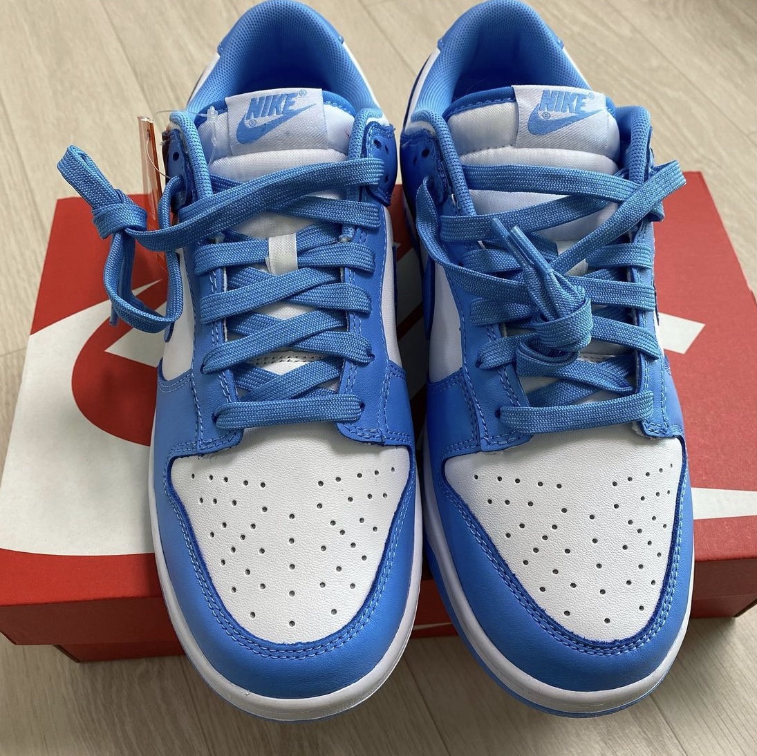 Nike Dunk Low Retro University Blue 착용 스타일 - 4